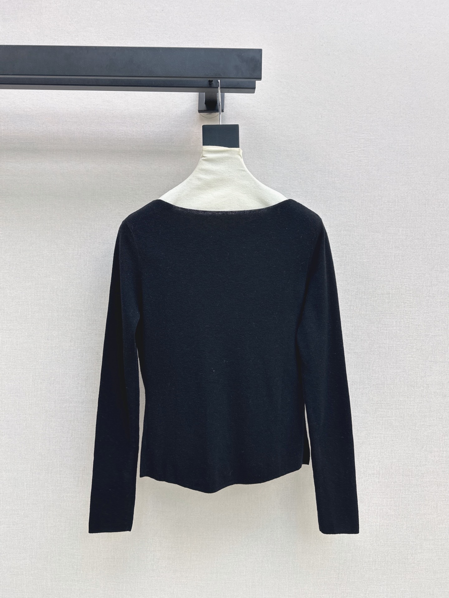ES 26fw lace embroidery knit sweater