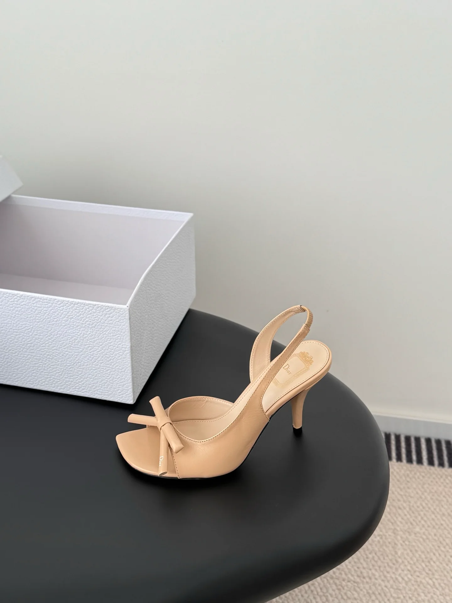 CD 26ss slingback heels