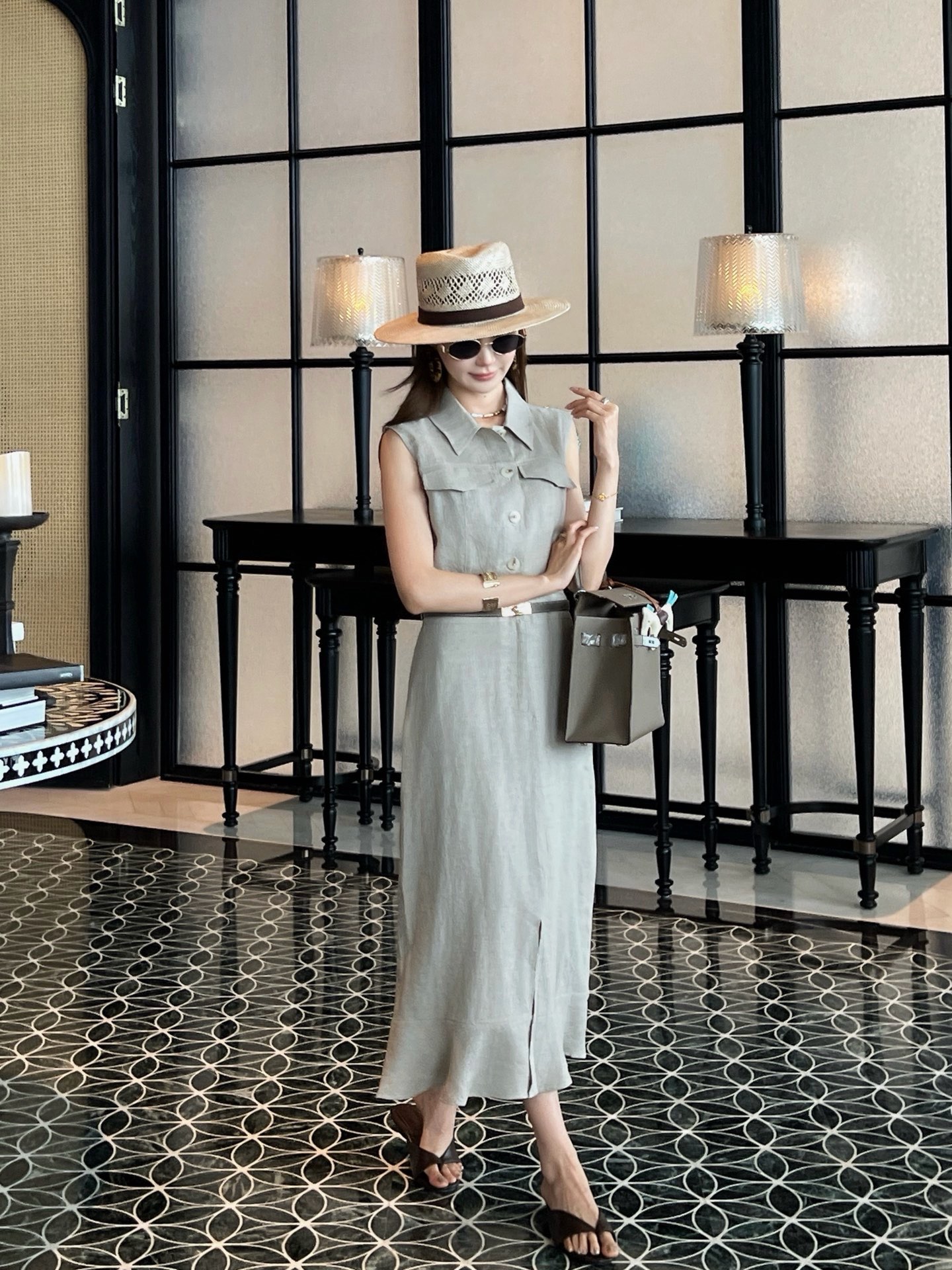 Her 26ss sleeveless linen dress