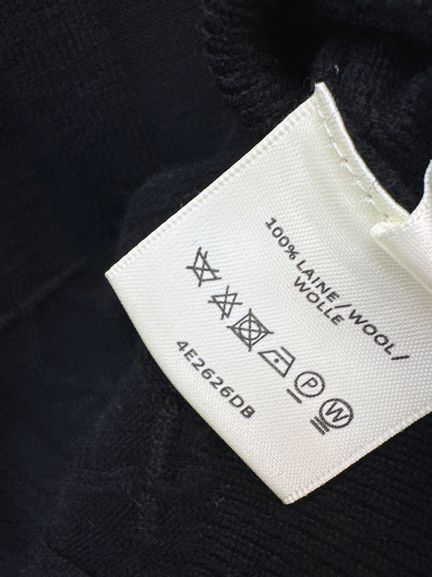 Her 26fw cable sweater