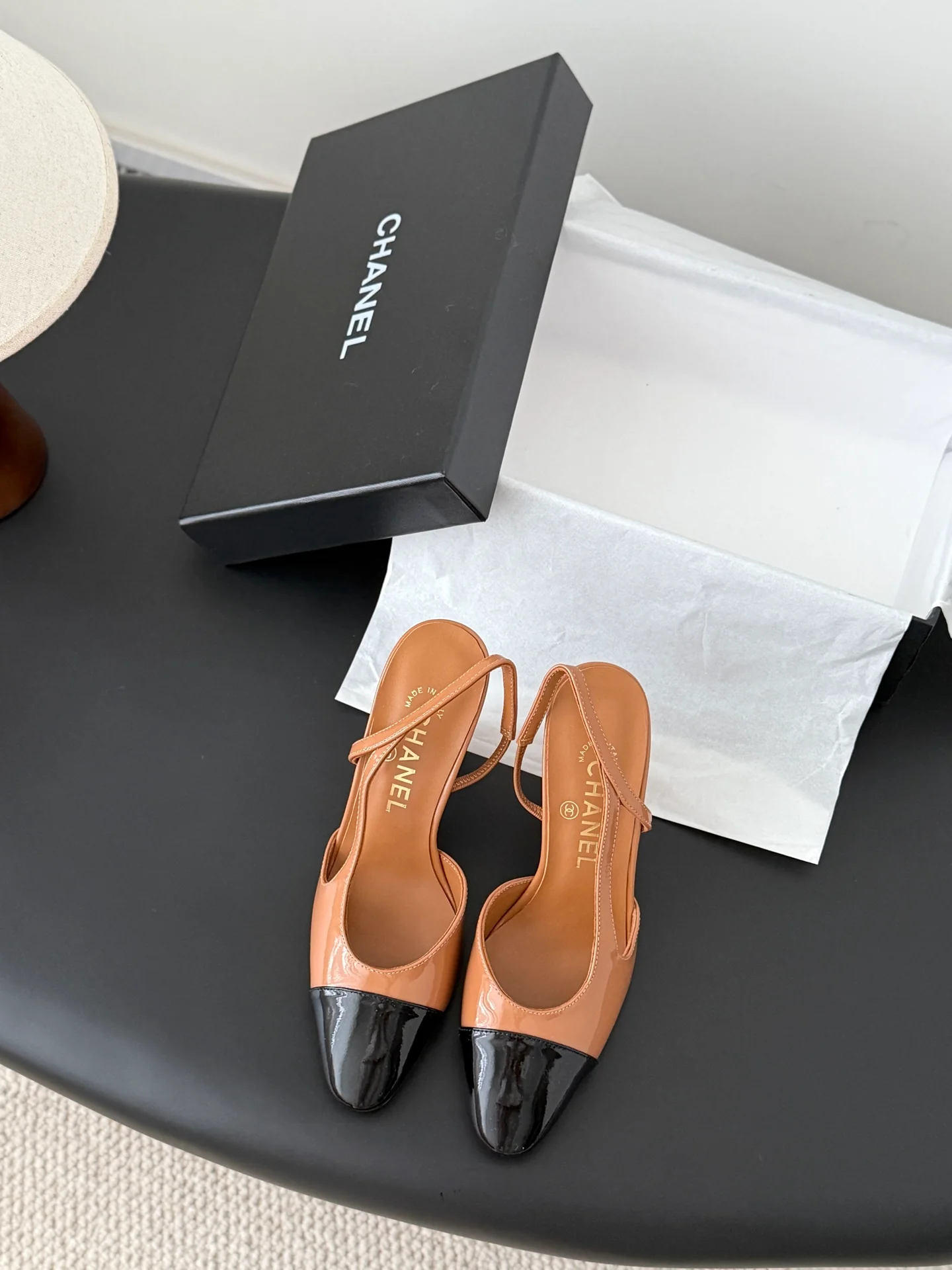 Chan 25fw slingback heels