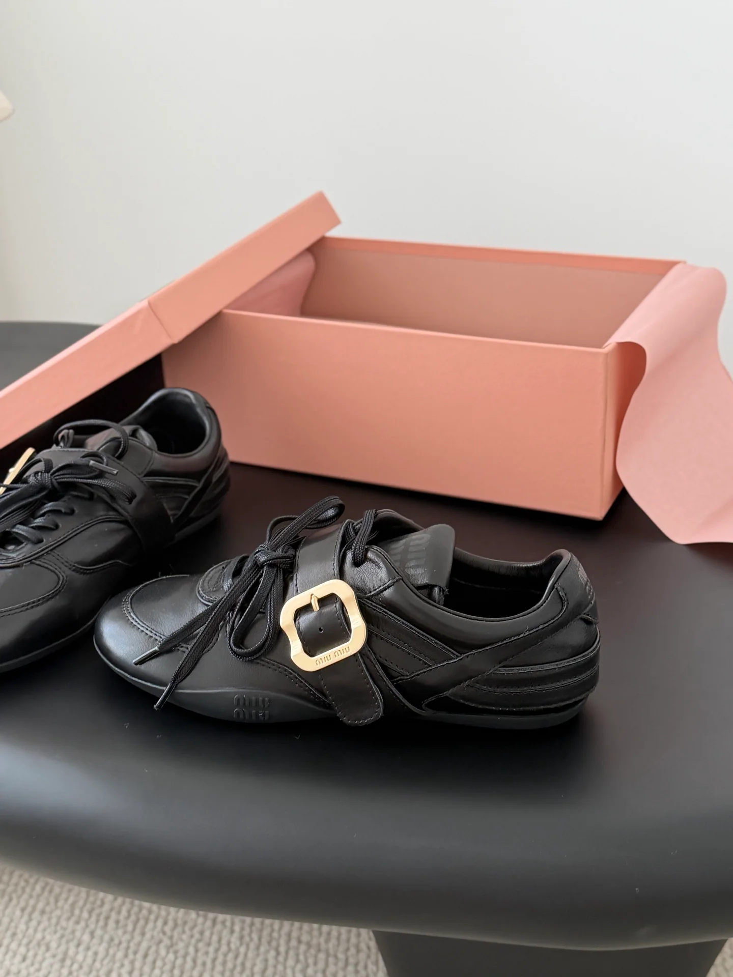 Miu 26ss casual seakers