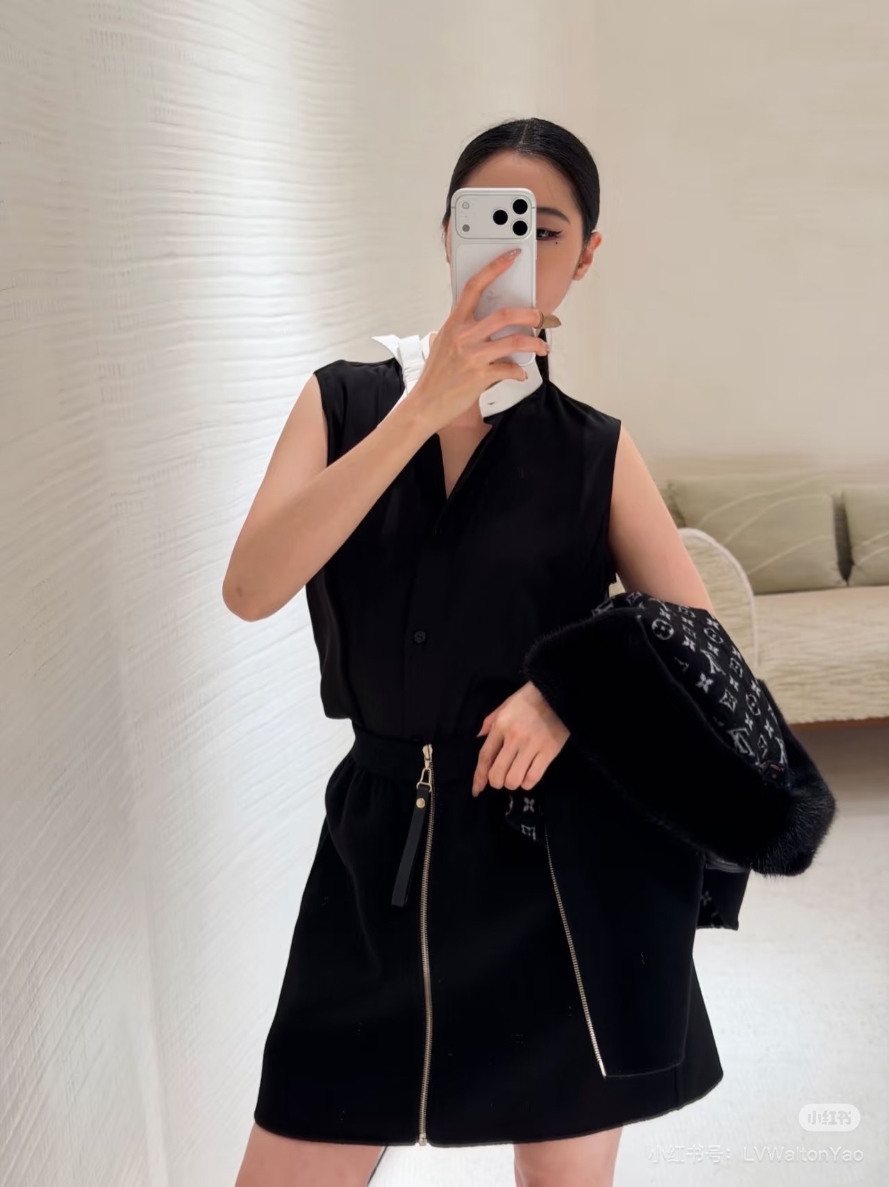 Loui 26fw sleeveless bow shirt