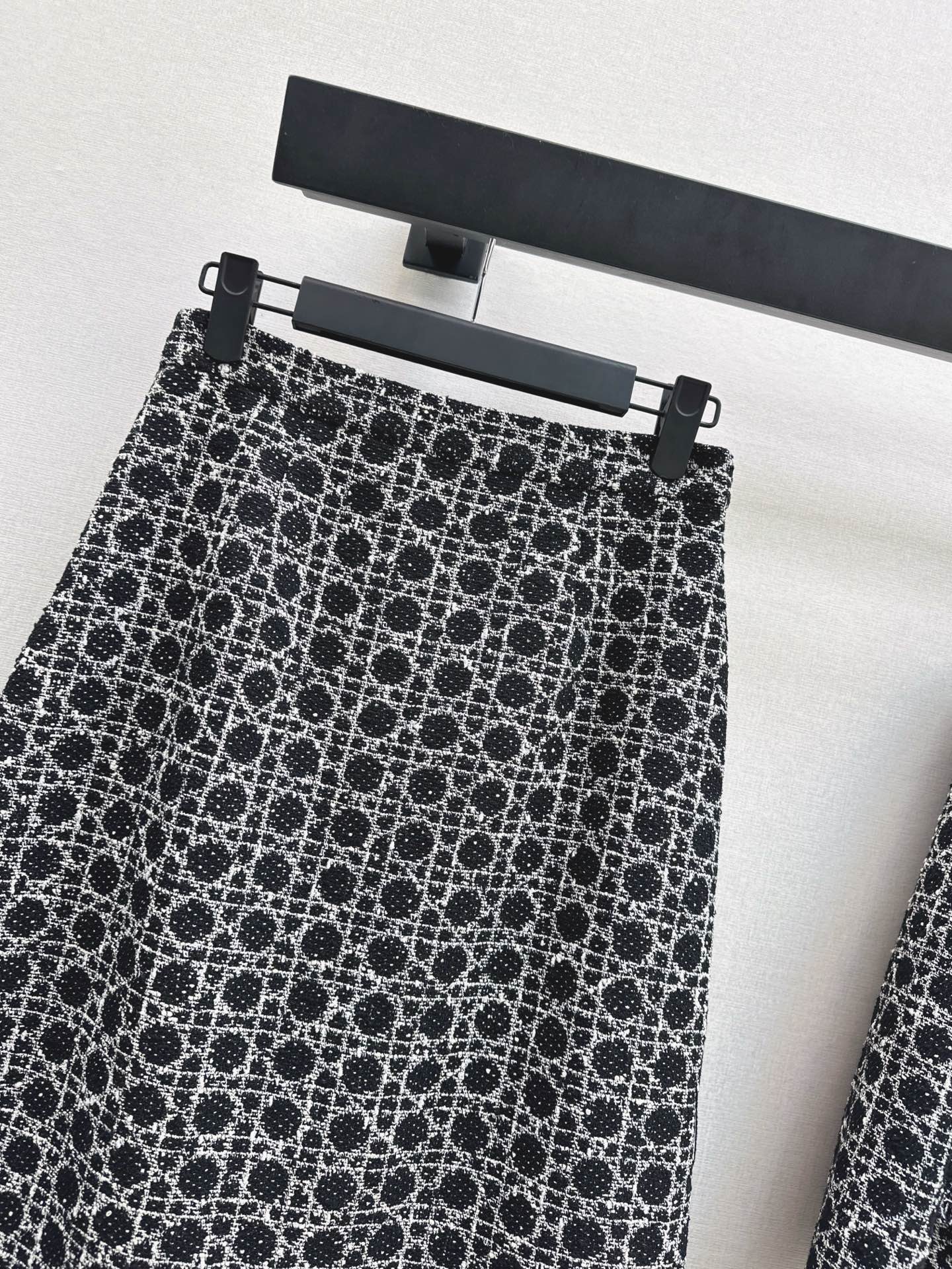 CD 26fw check woven skirt