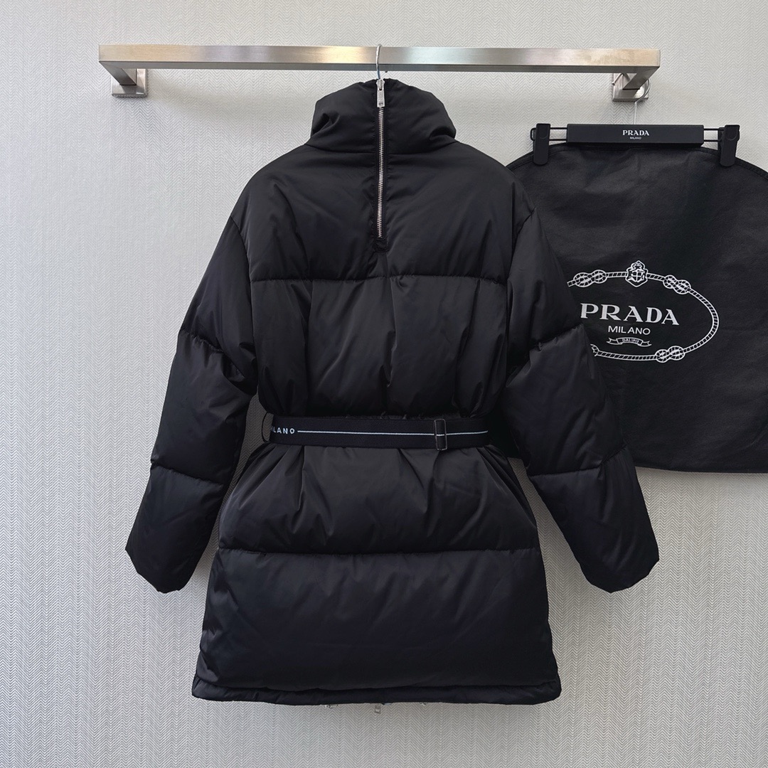 Pra 26fw belted down jacket