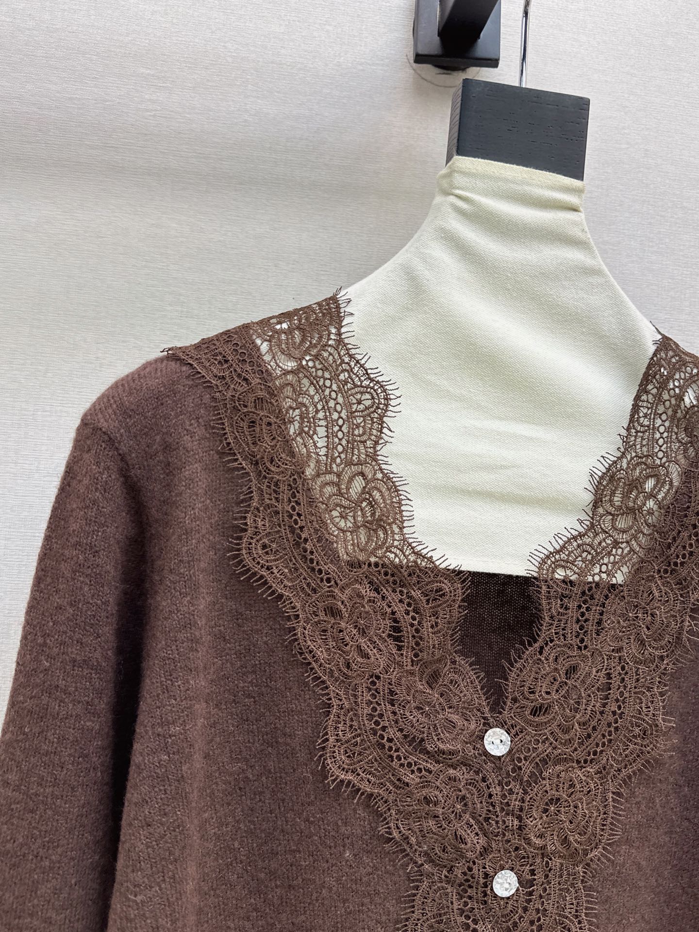ES 26fw lace wool basic tee