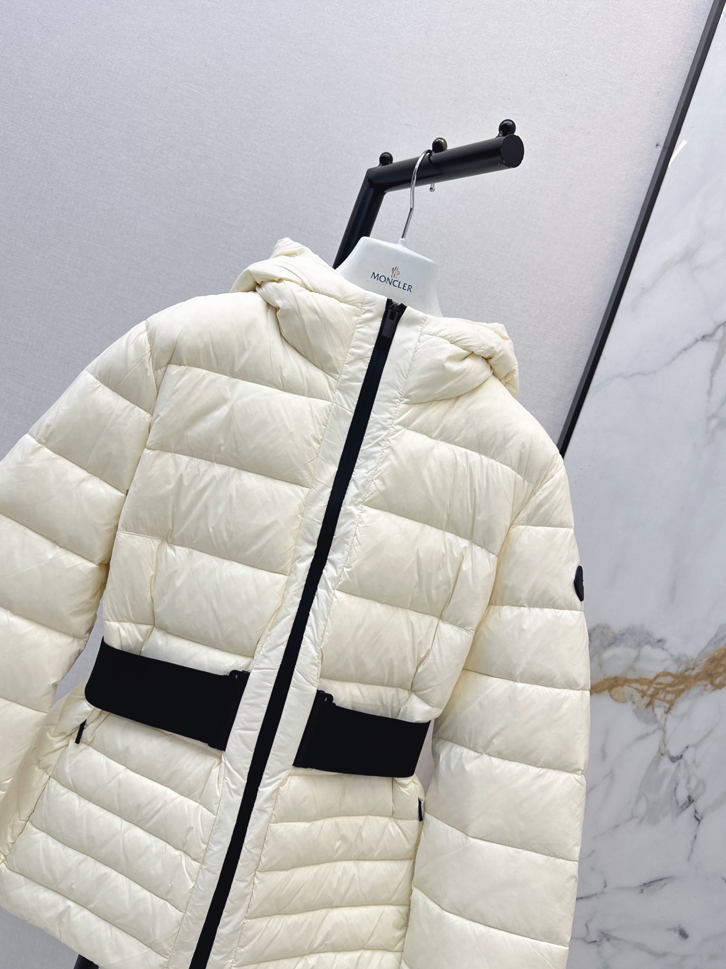 Monc 26fw hooded jacket