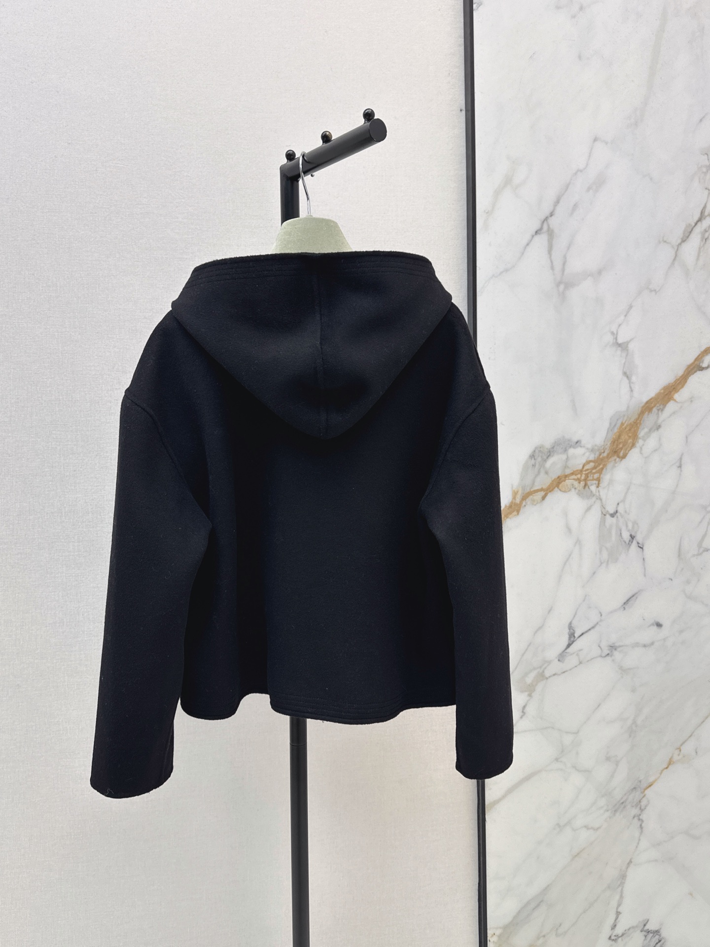 Her 26fw woolen hooded jacket
