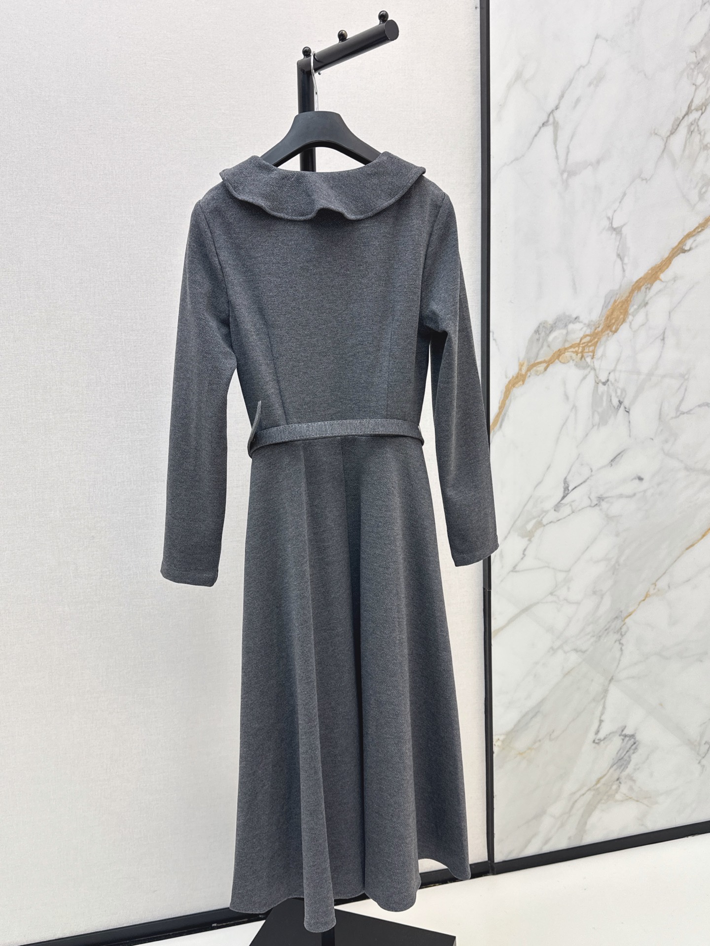 CD 26fw ruffle belted dress