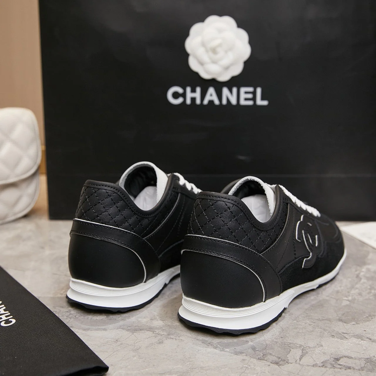 Ch sneakers