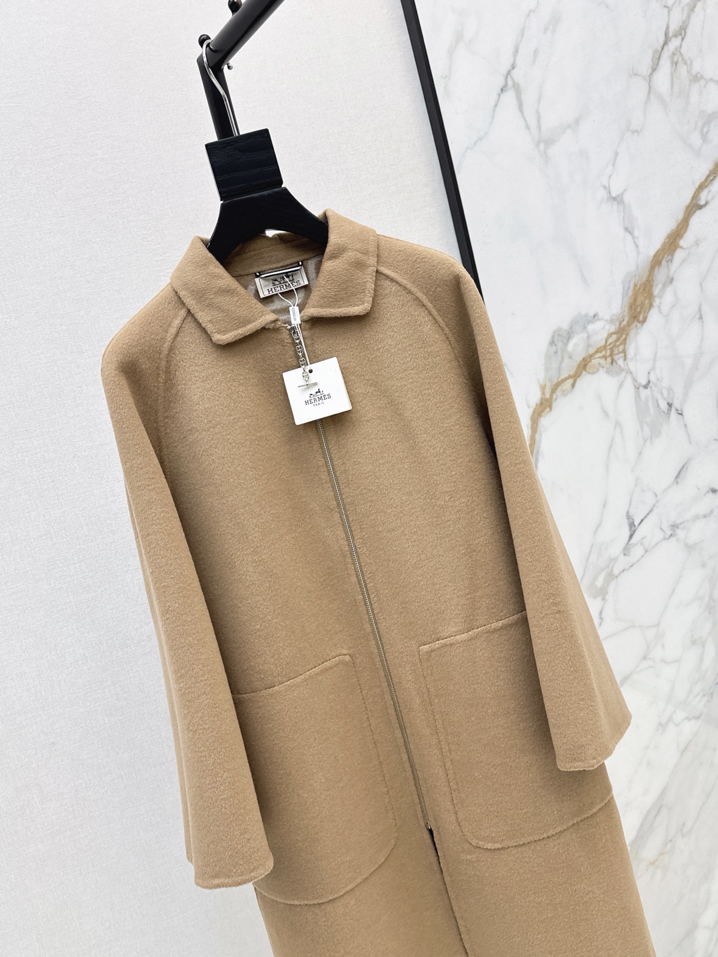 Her 26fw cashmere zip-up overcoats