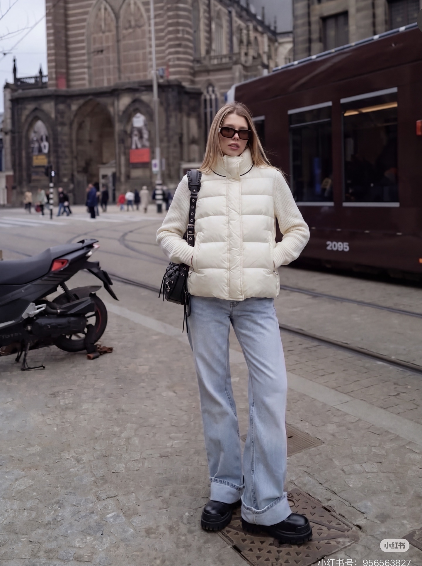 Brun 26fw cropped down jacket