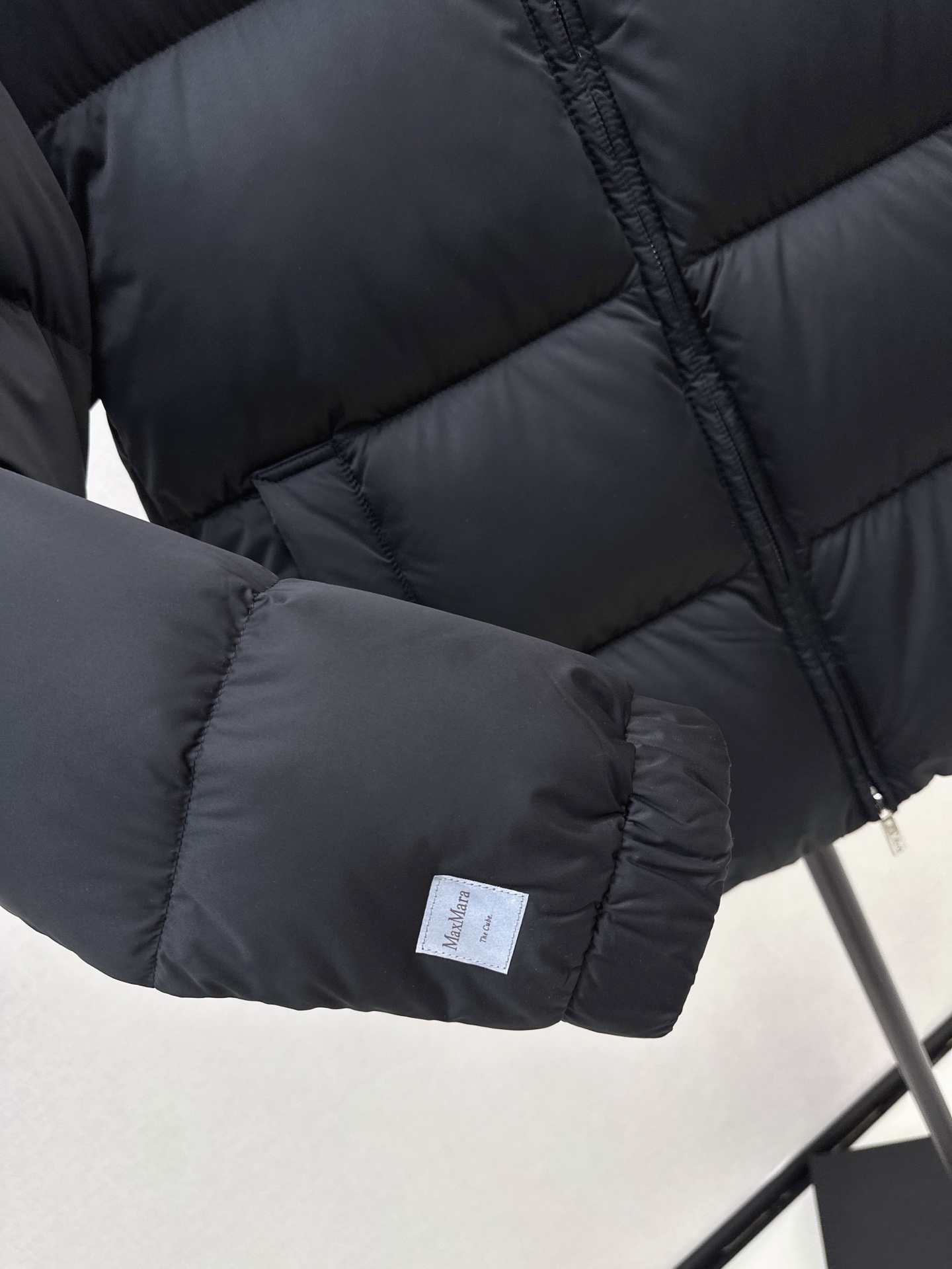 Max 26fw down jacket