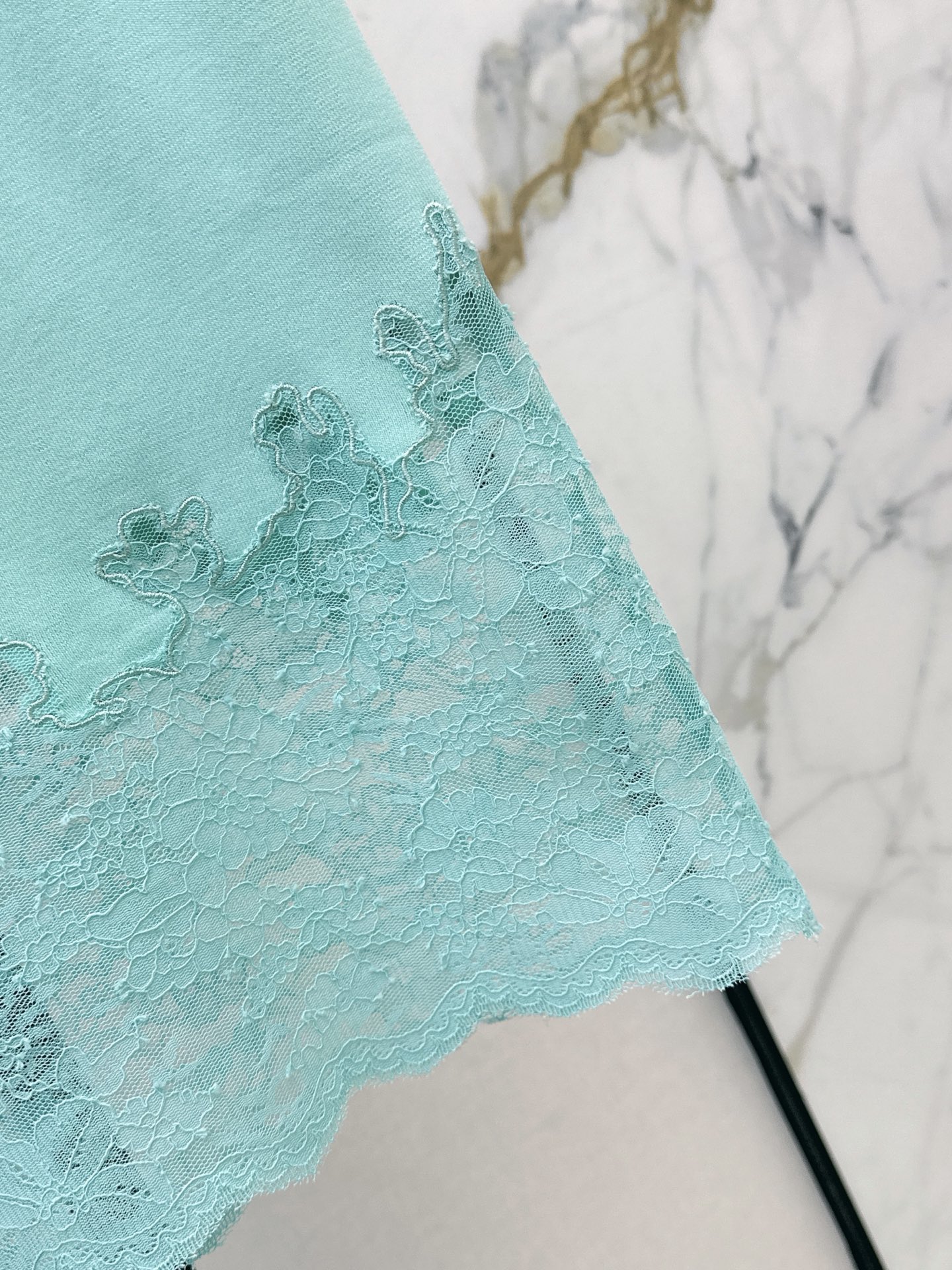 Chan 26fw contract lace skirt