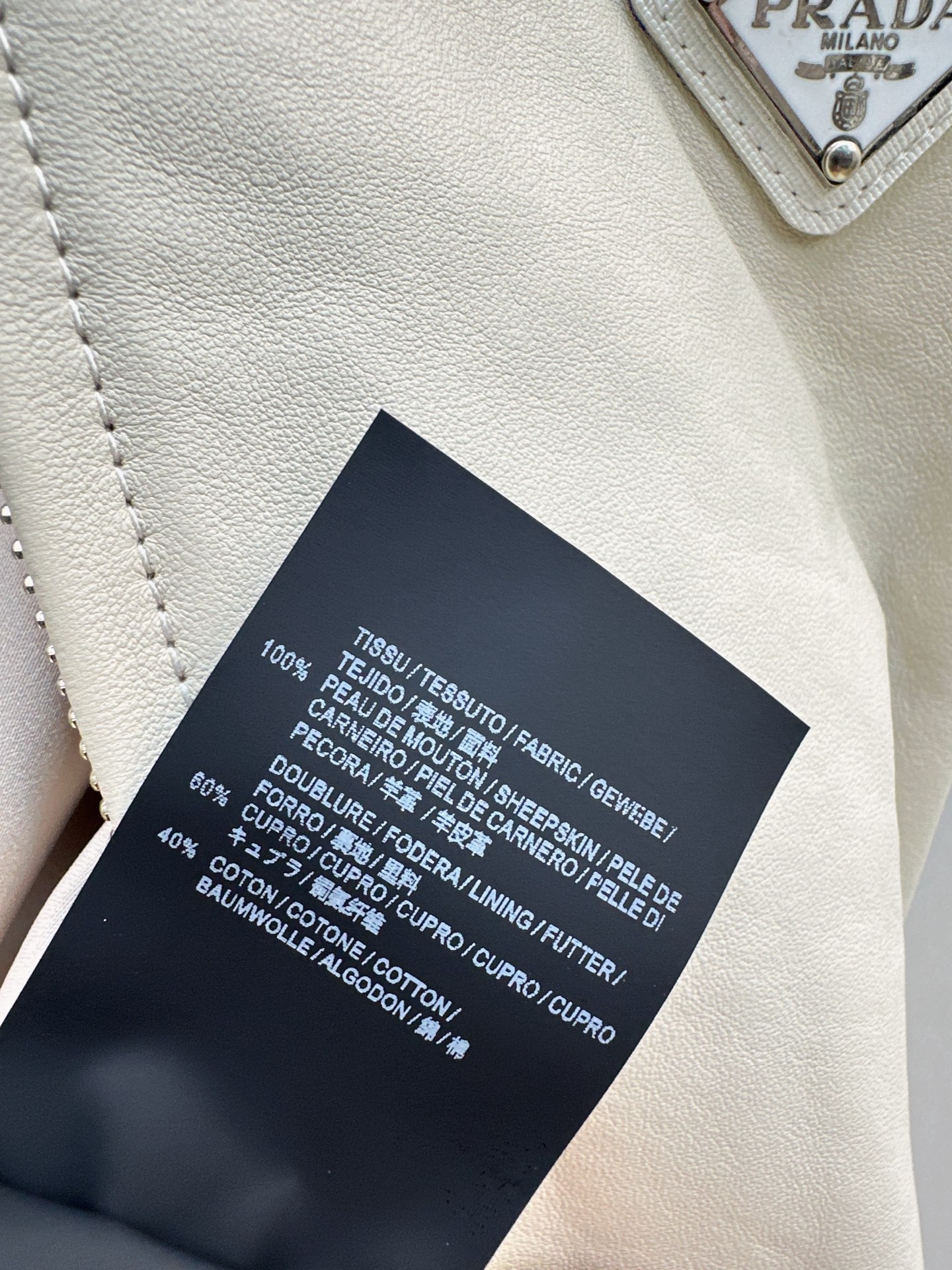 Pra 26fw cropped leather jacket