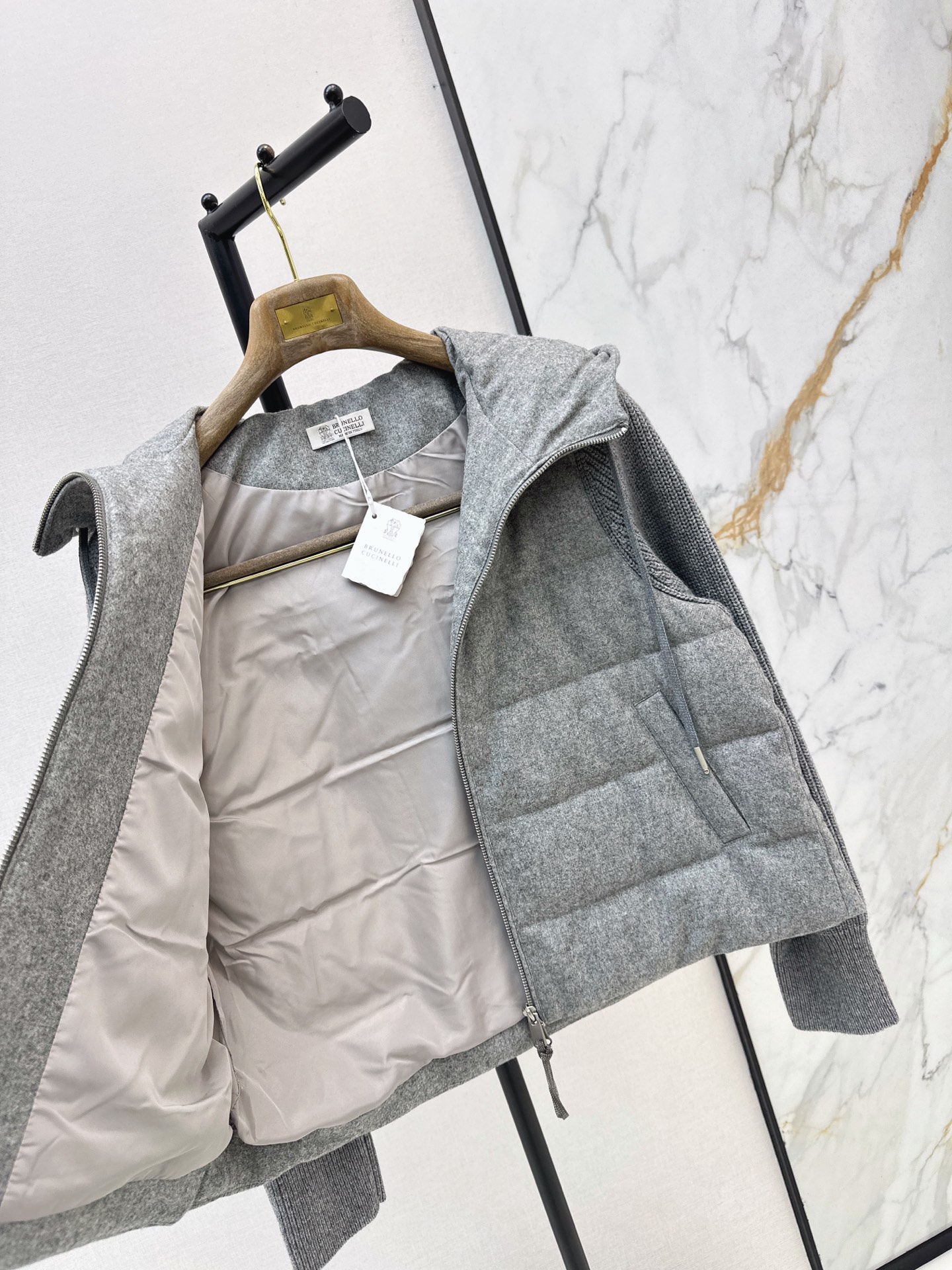 Brun 26fw knit contaract hooded down jacket