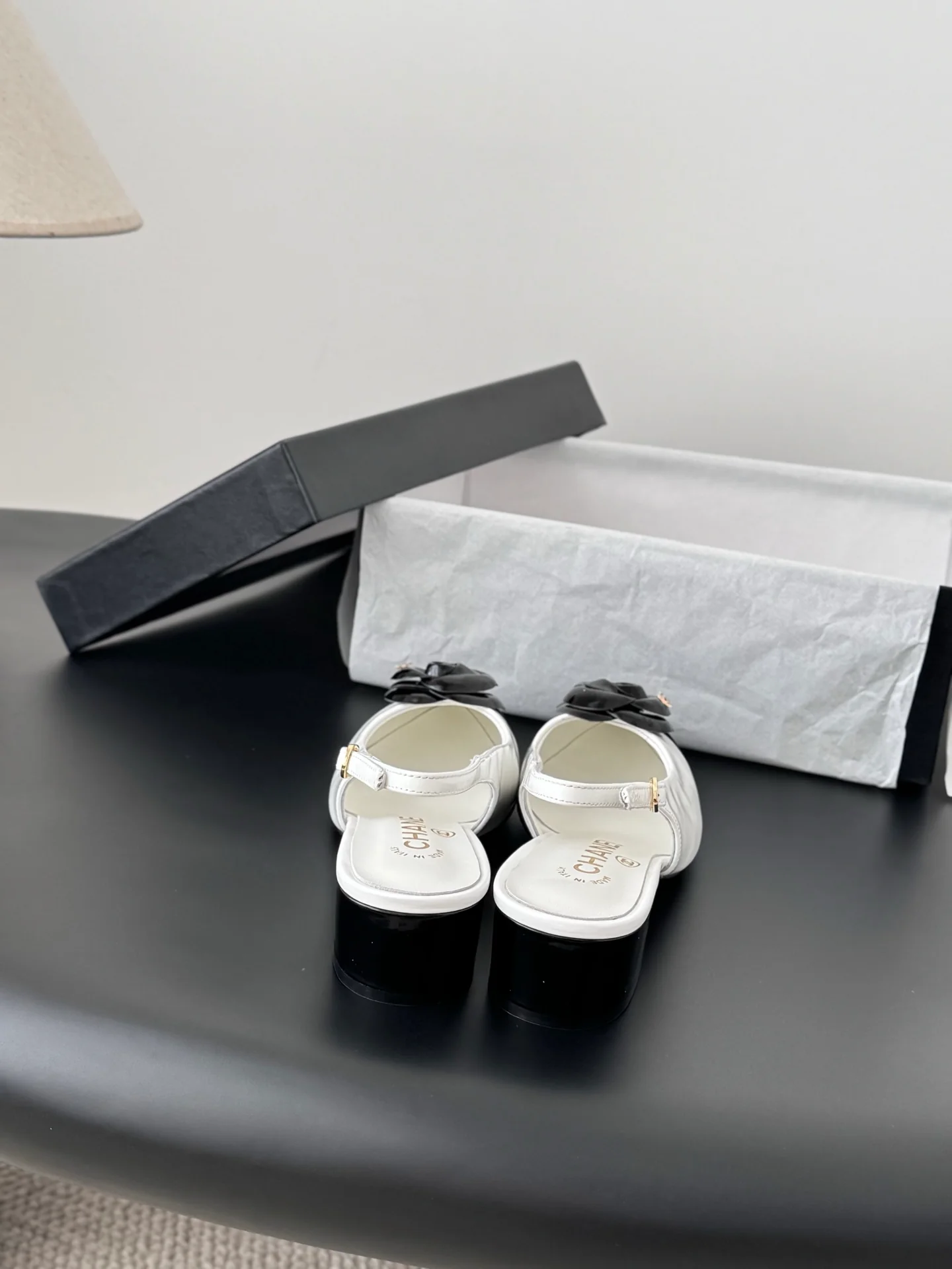 Chan 26ss slingback flats