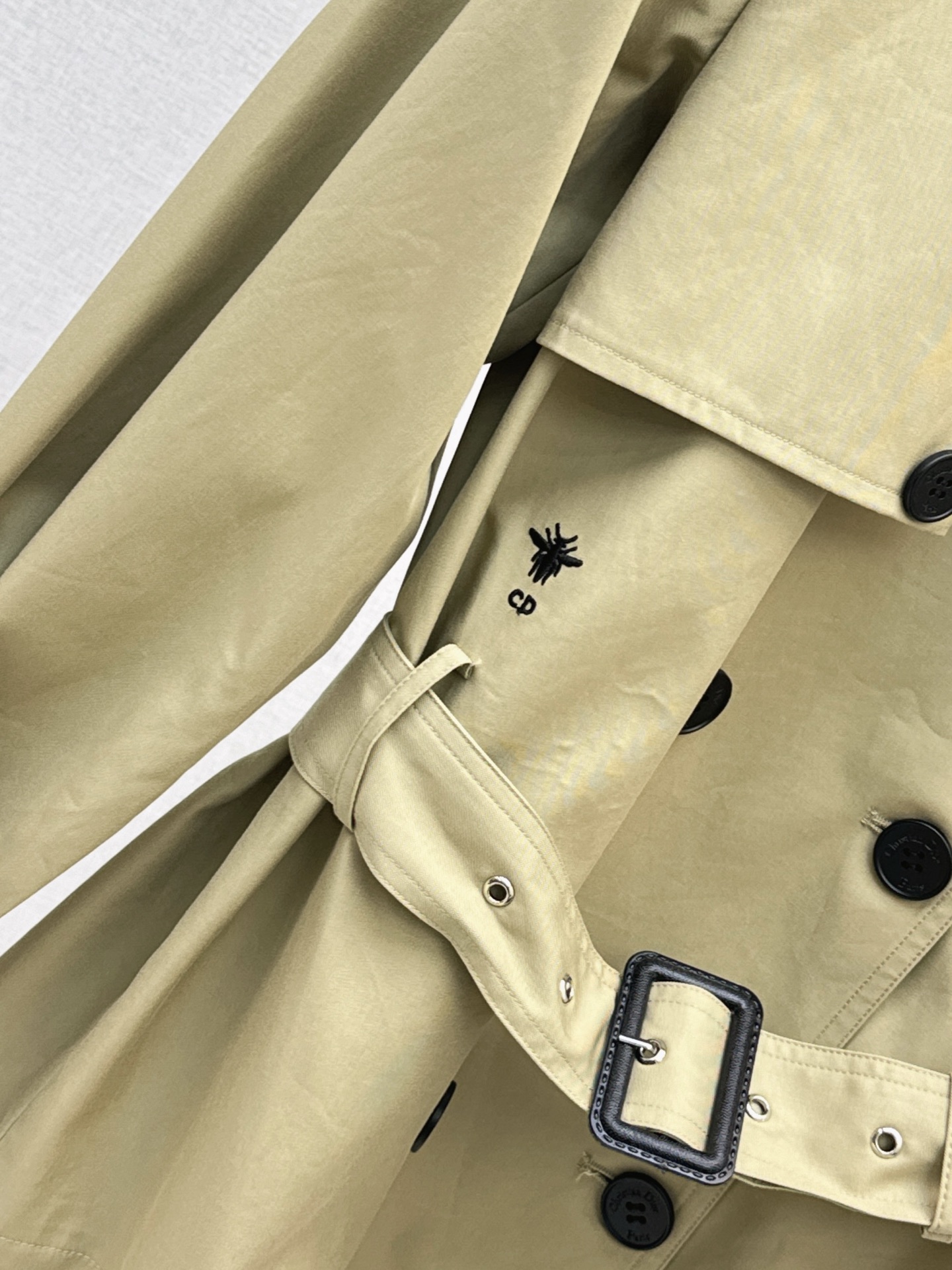 CD 26fw belted trench coats