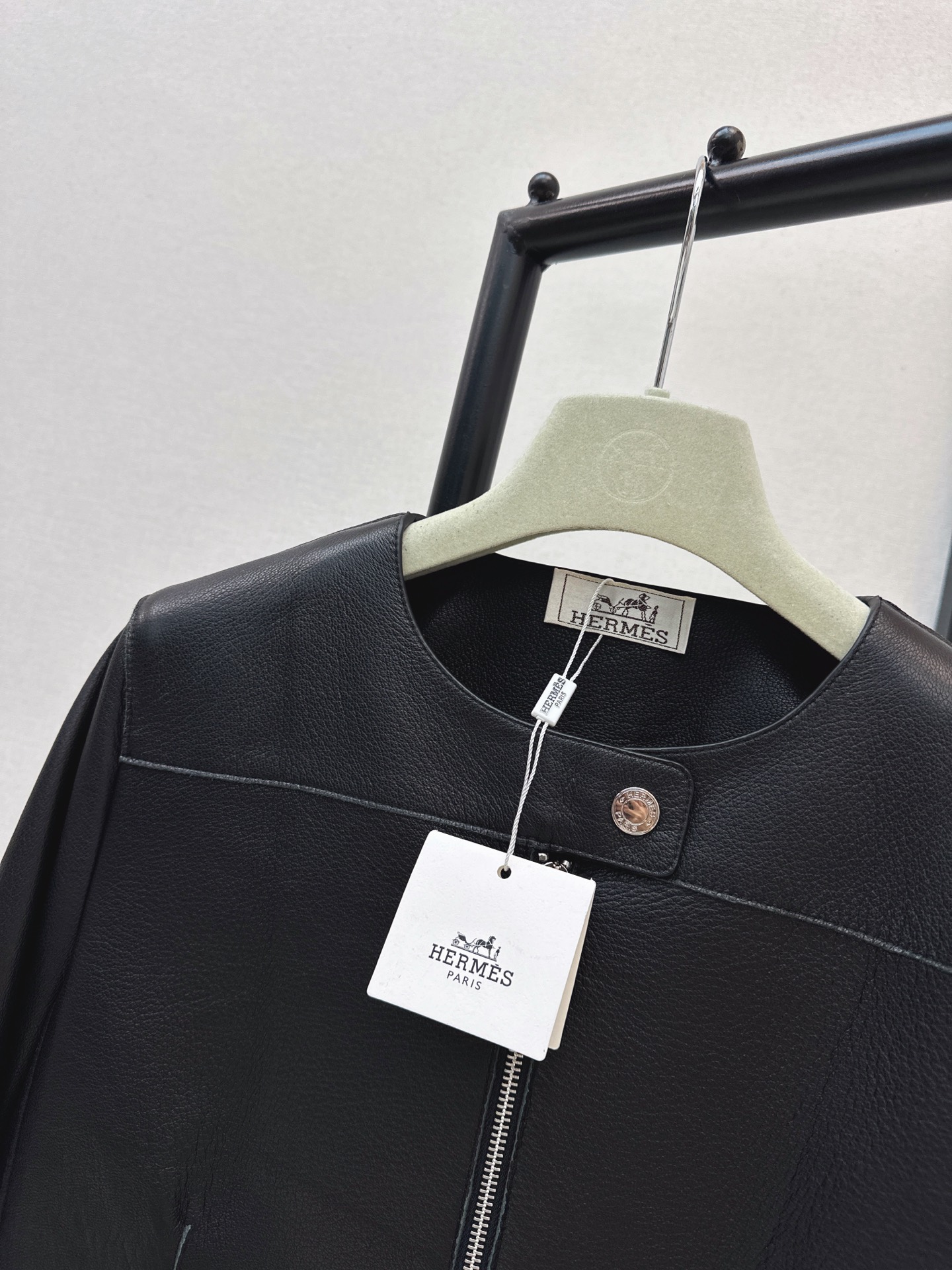 Her 26fw leather jacket