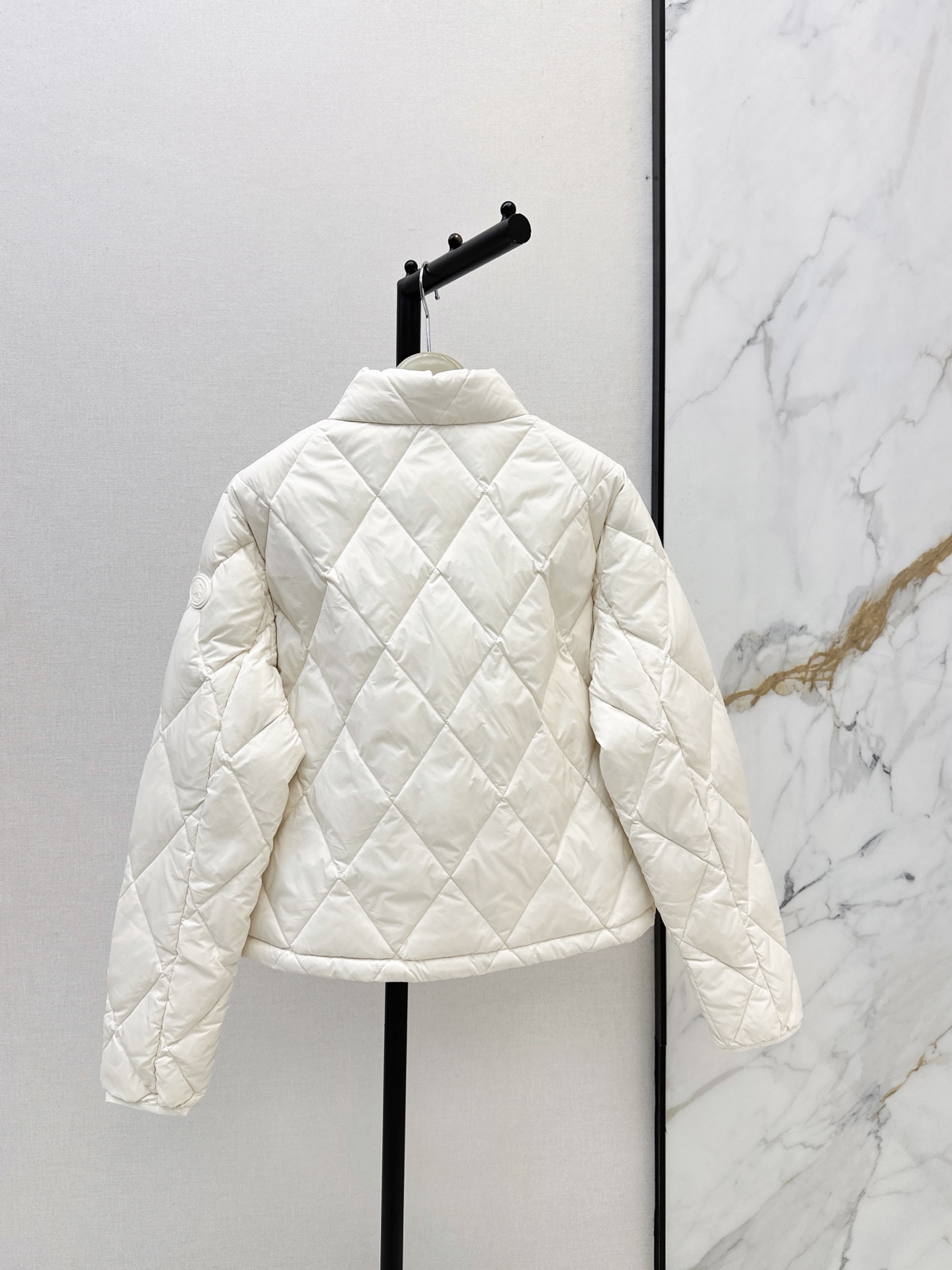 Bur 26fw down jacket