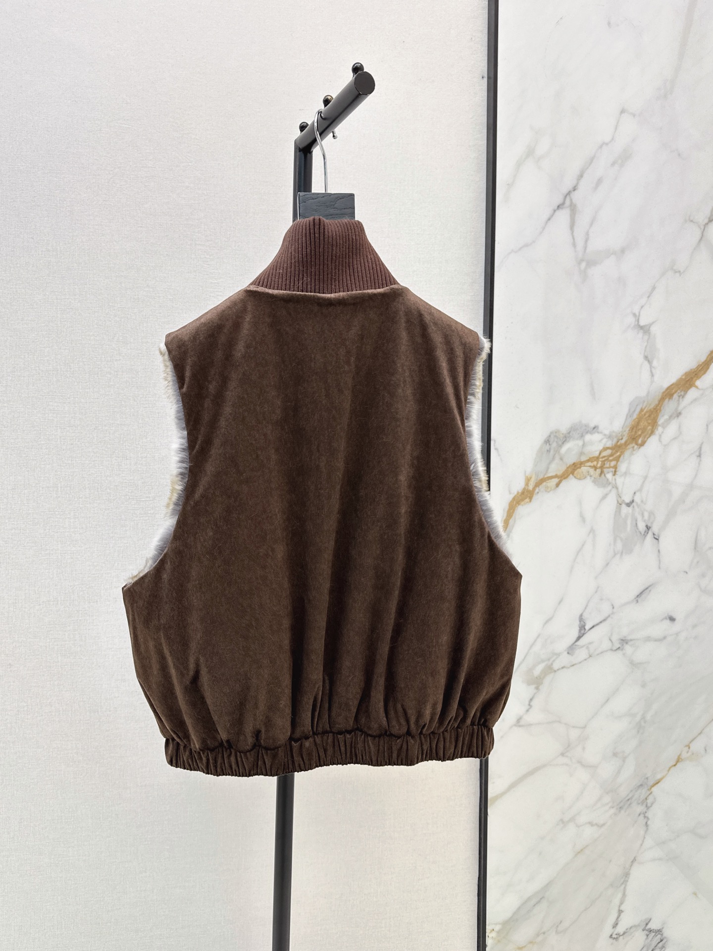 Sain 26fw reversible fur vest jacket