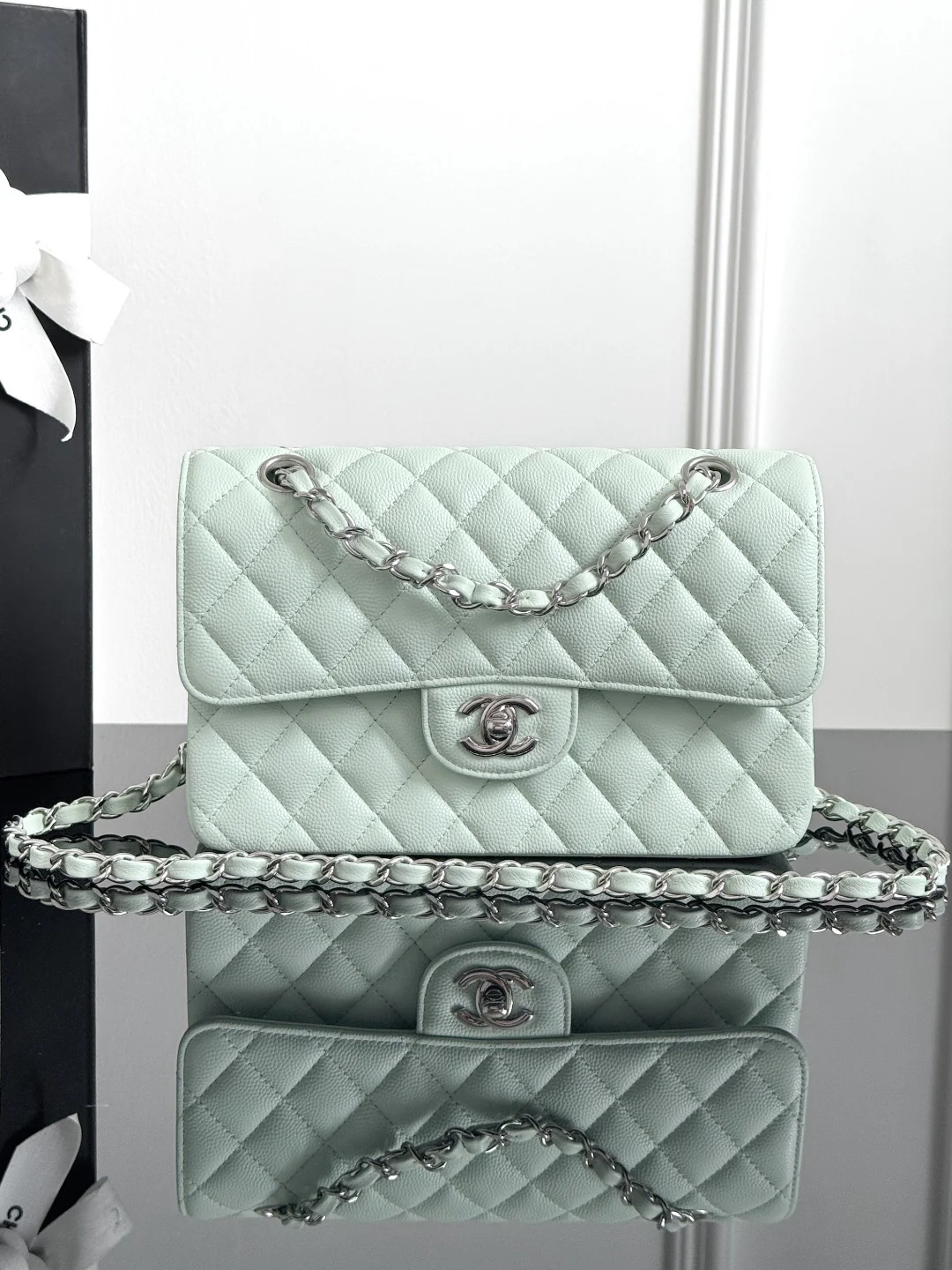 Chan cf23 chain shoulder bag