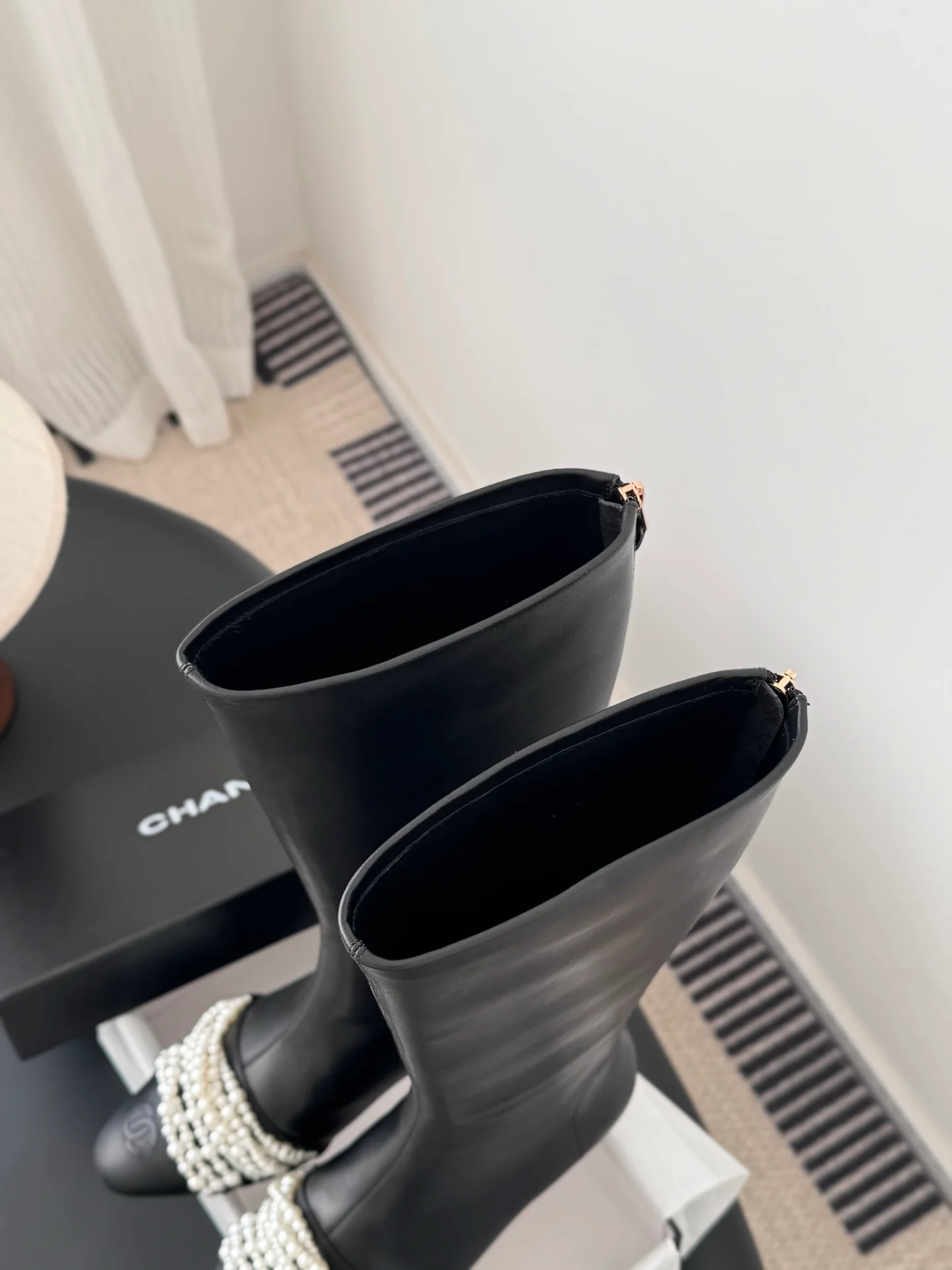Chan 25fw pearl boot