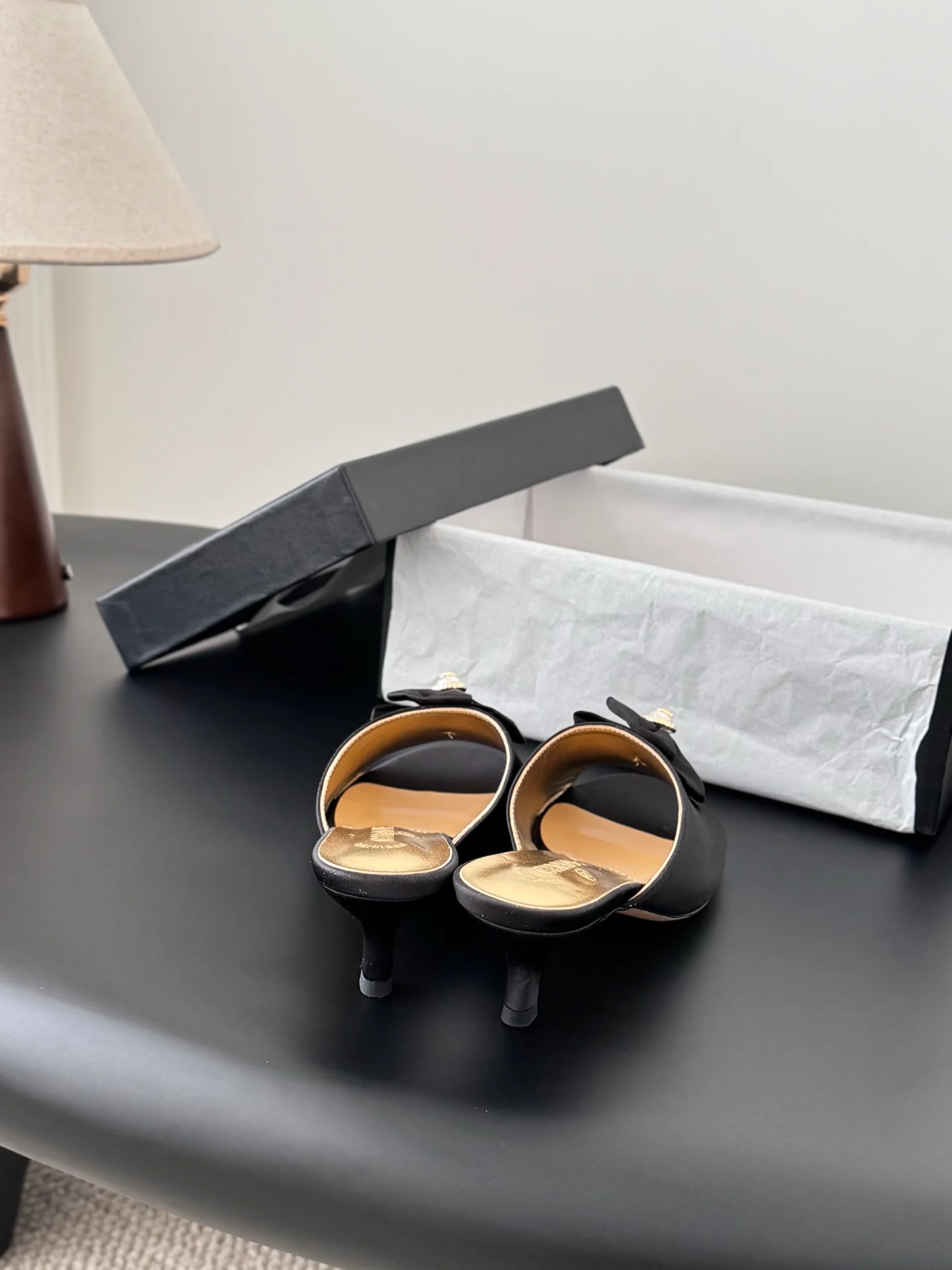 Chan 26ss kitten heel slides