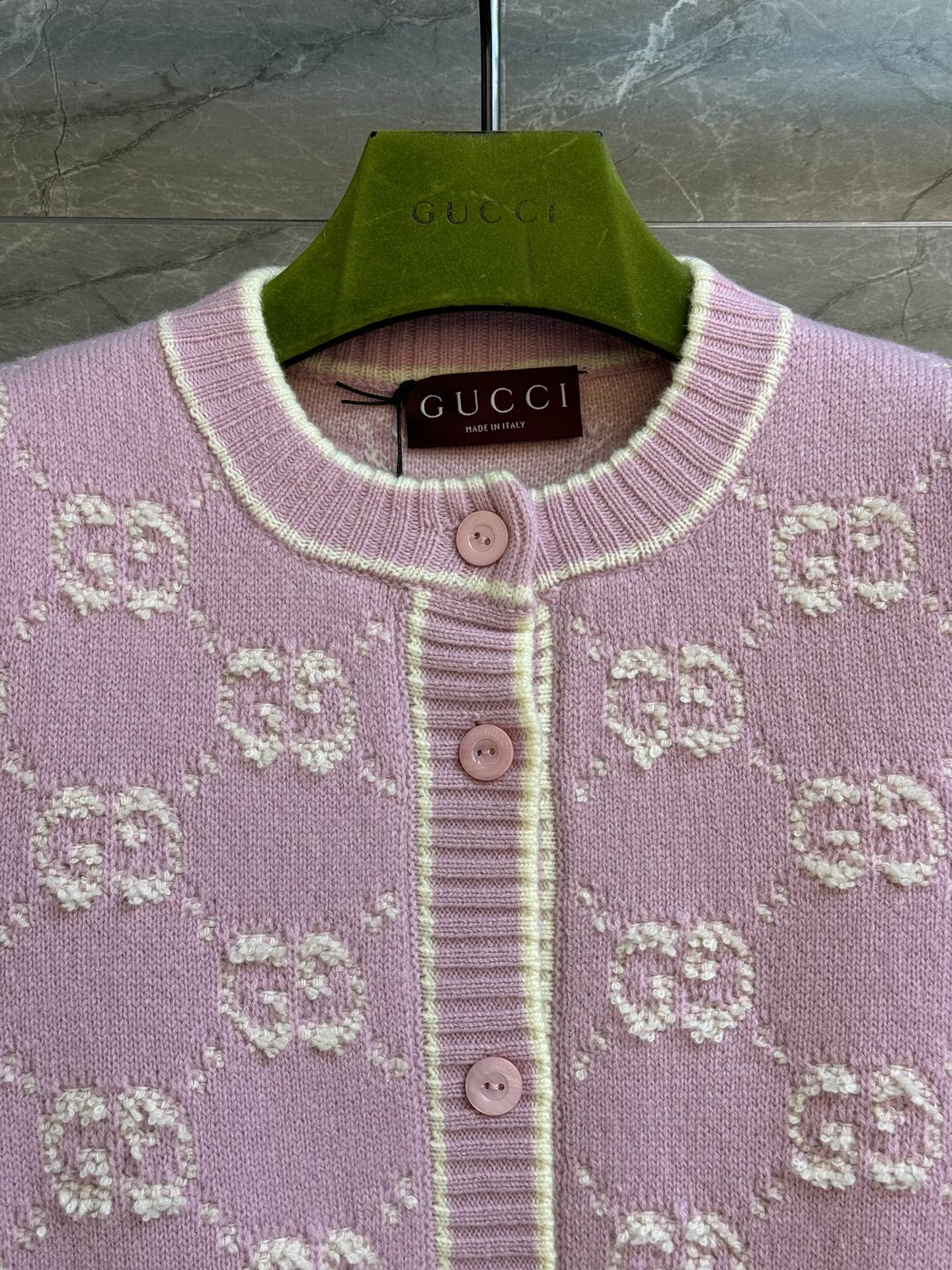 Guc 25fw embroidered cardigan