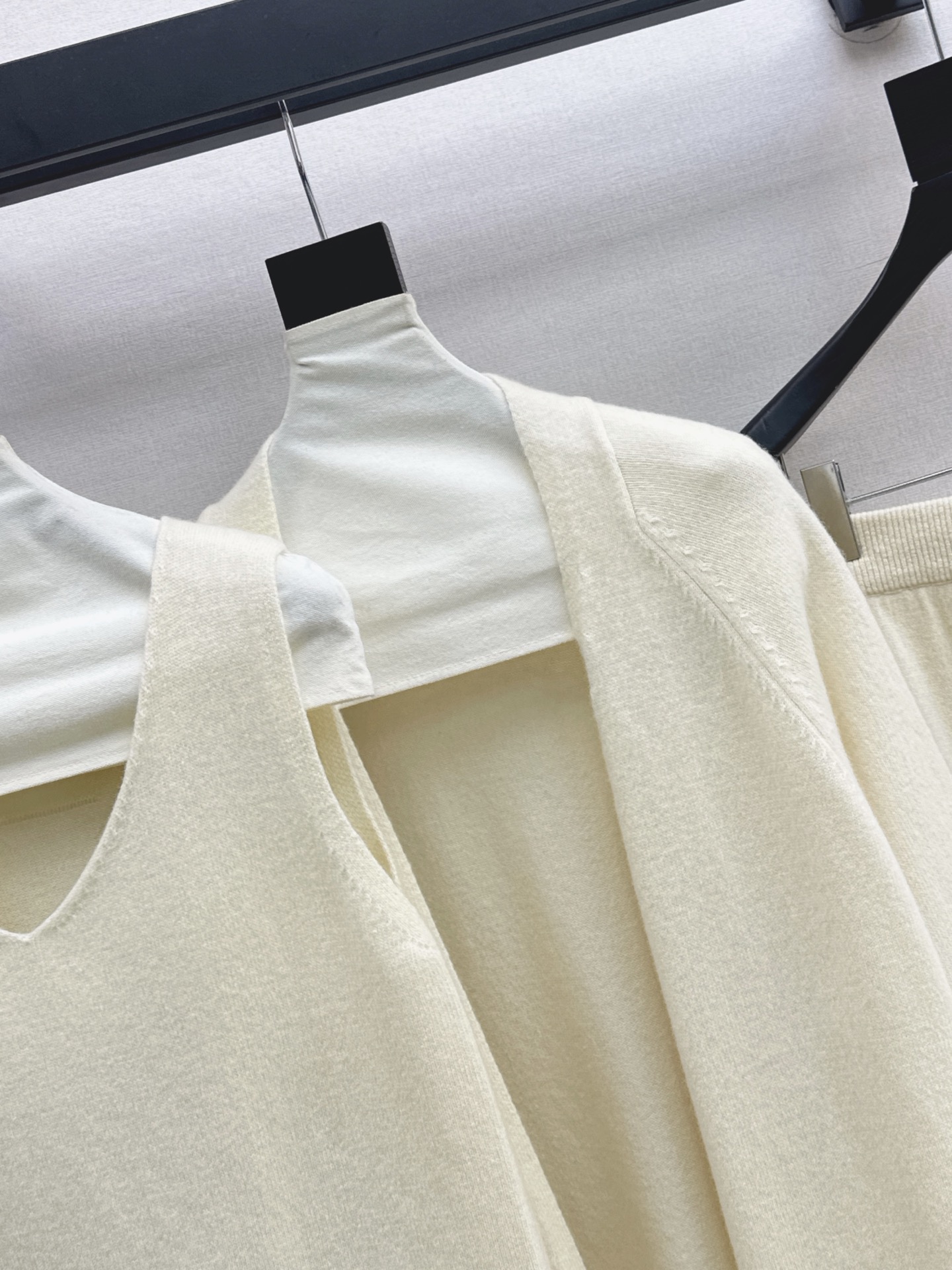 Max 26fw wool knit vest cardigan skirt sets