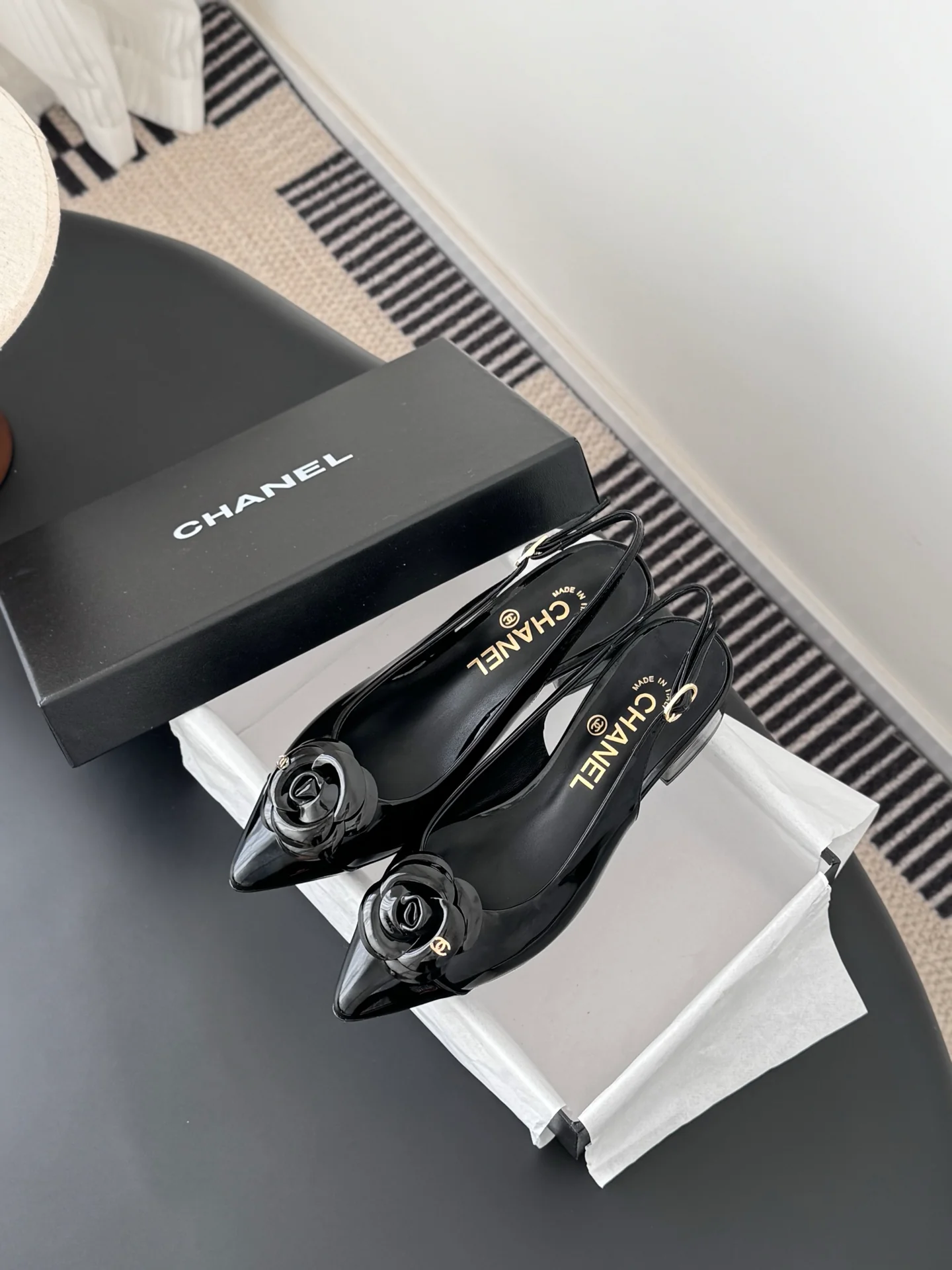 Chan 26ss slingback flats
