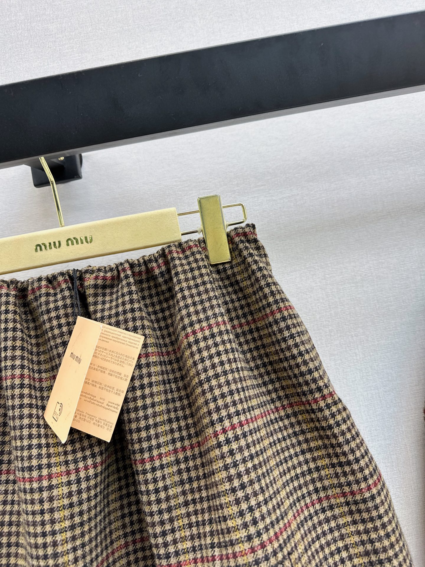 Miu 26fw houndstooth mini skirt