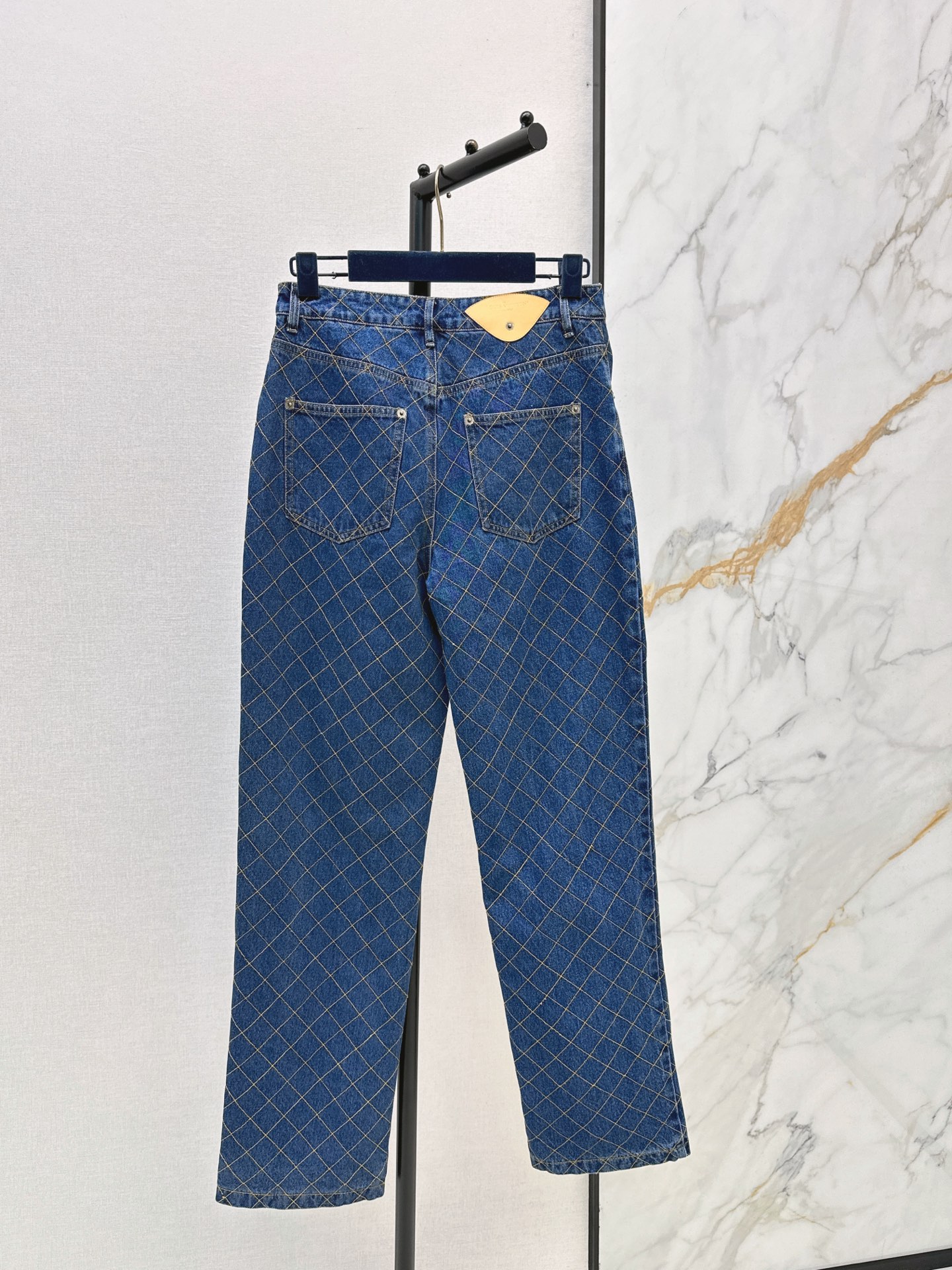 Loui 26fw straight-leg jeans