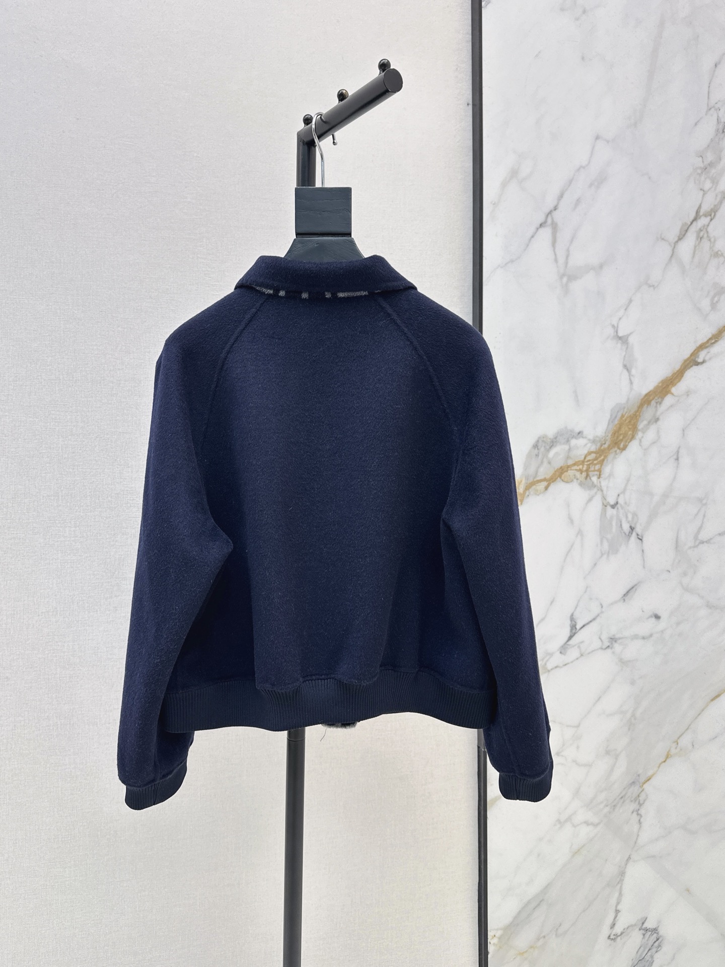 Her 26fw cropped jacket