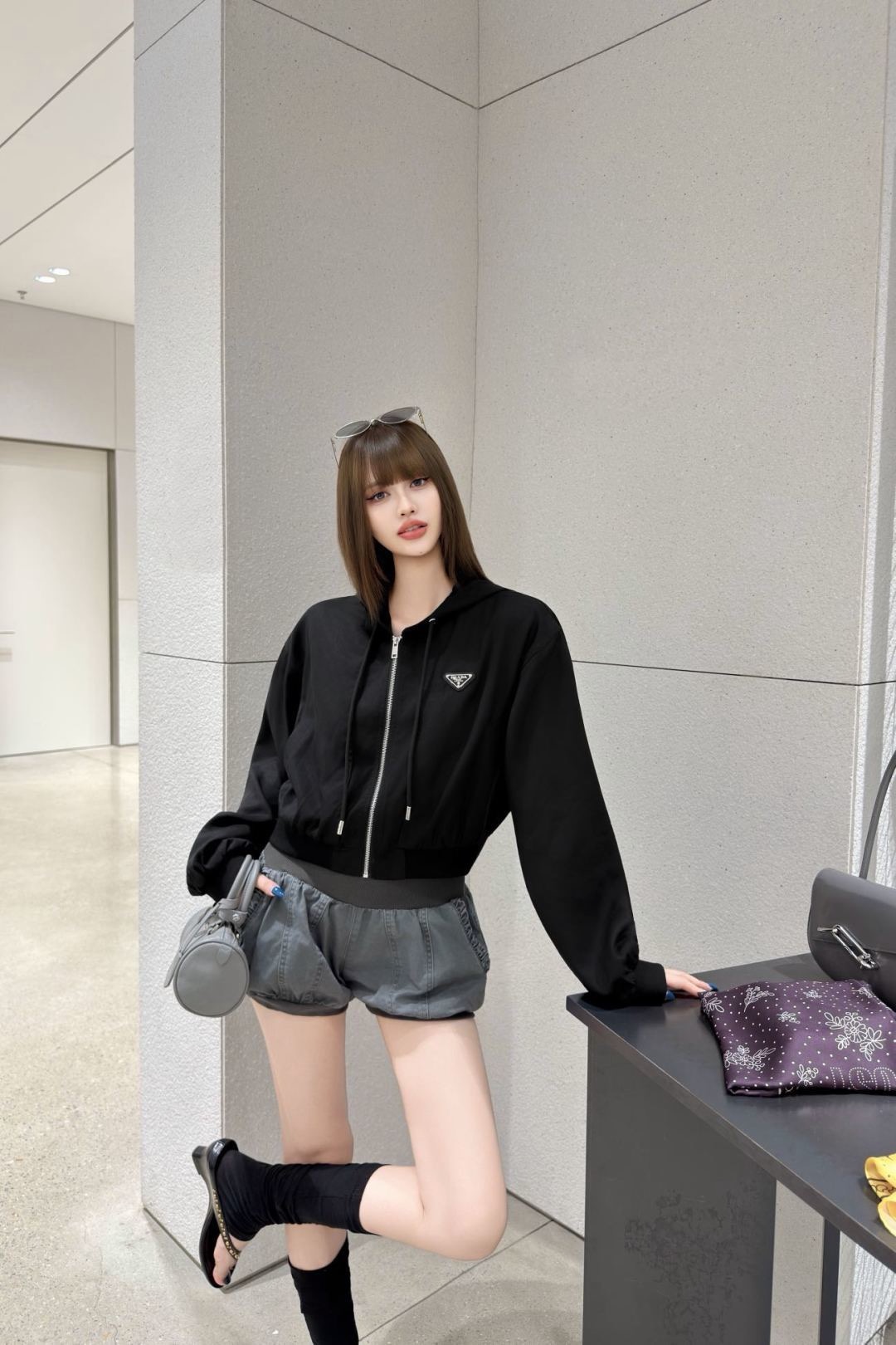 Pra 26fw cropped hooded jacket