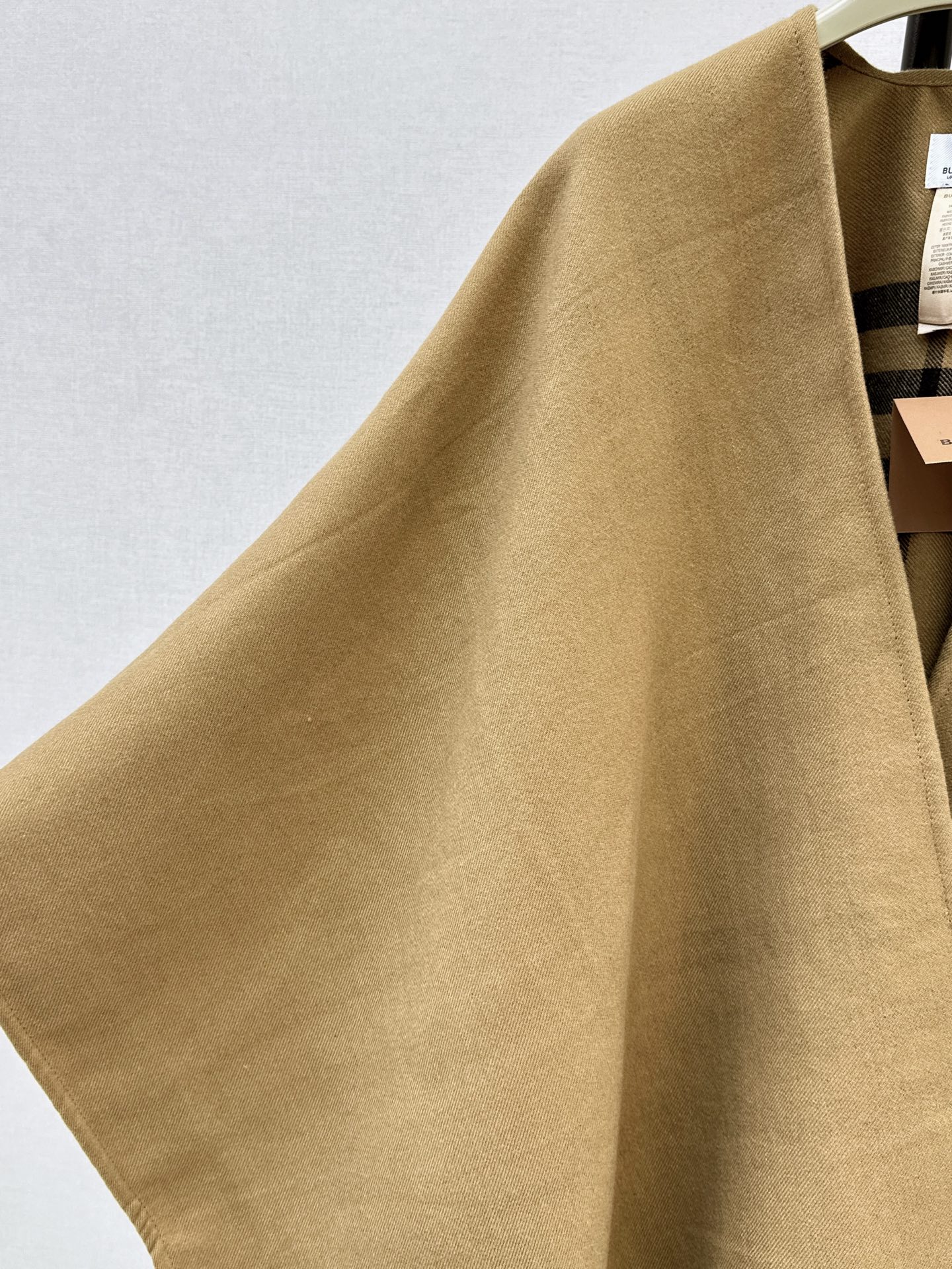 BUR 26fw cashmere shwals cape