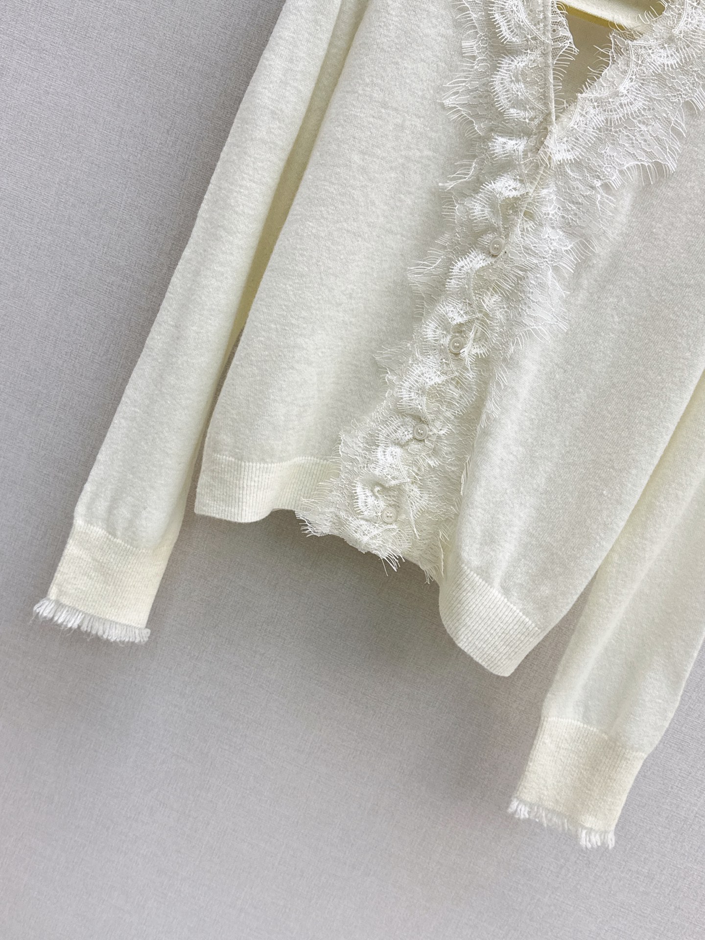 ES 26fw lace contract knit cardigan