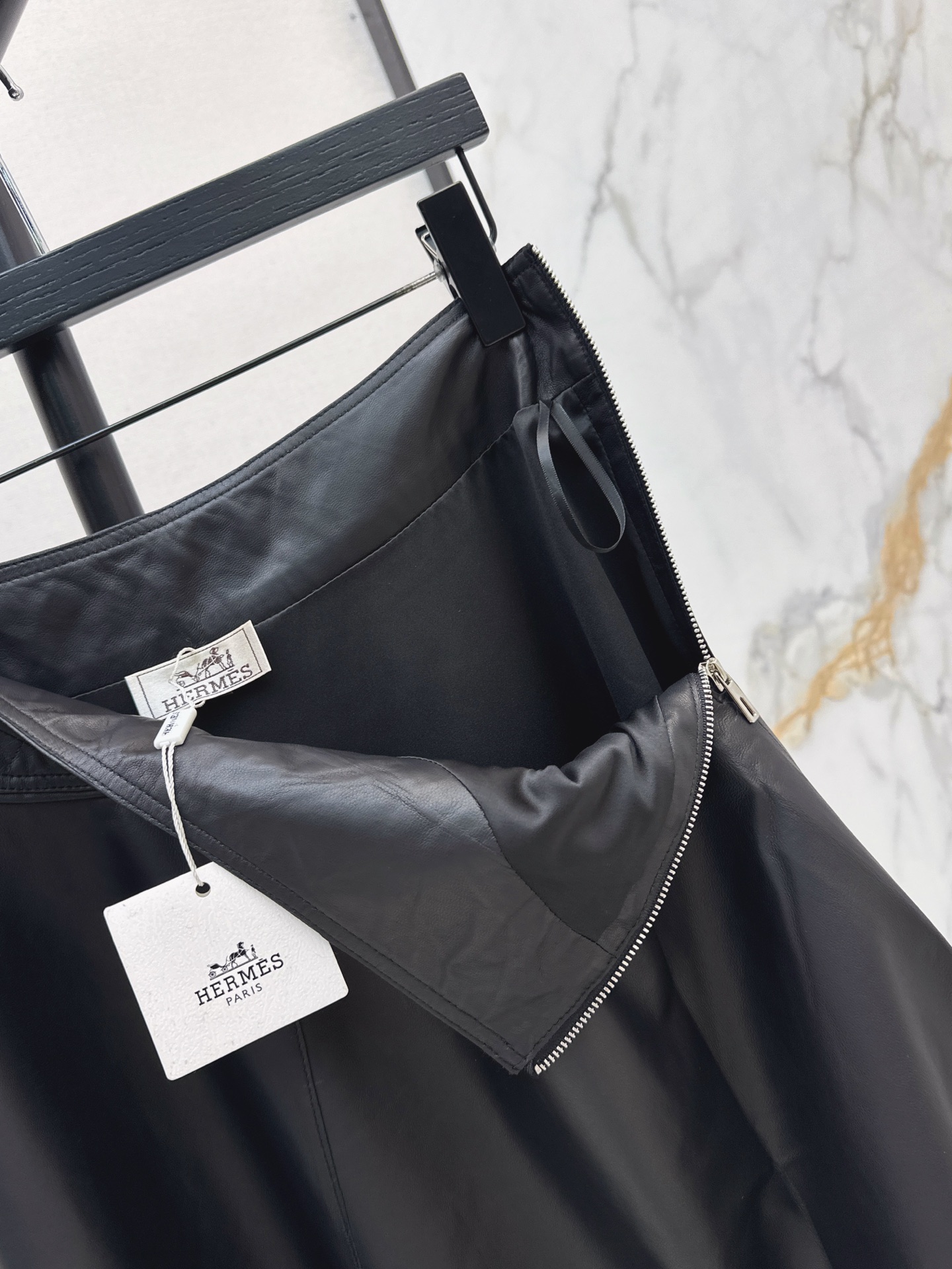 Her 26fw leather pleated skirt
