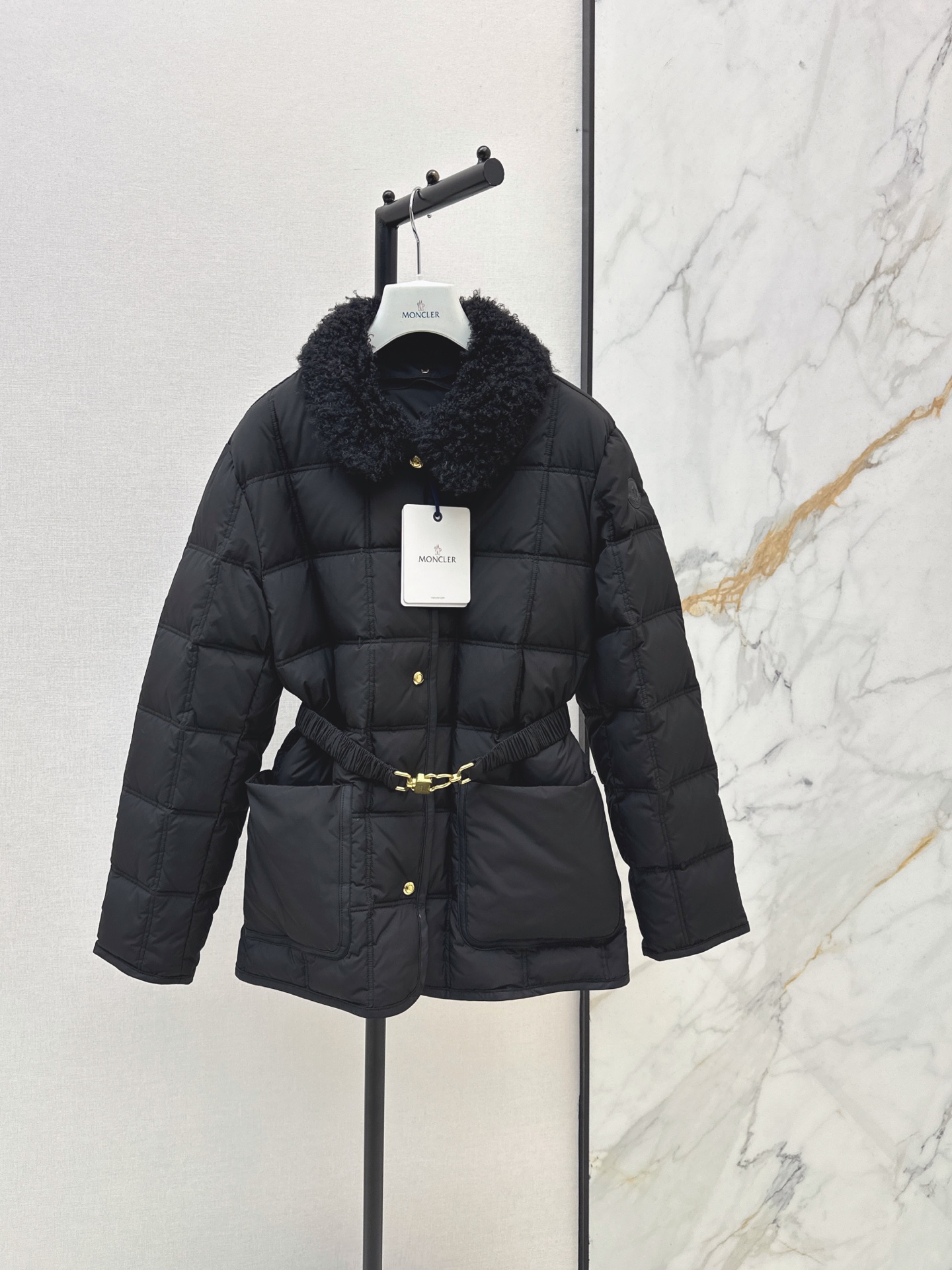 Monc 26fw down jacket