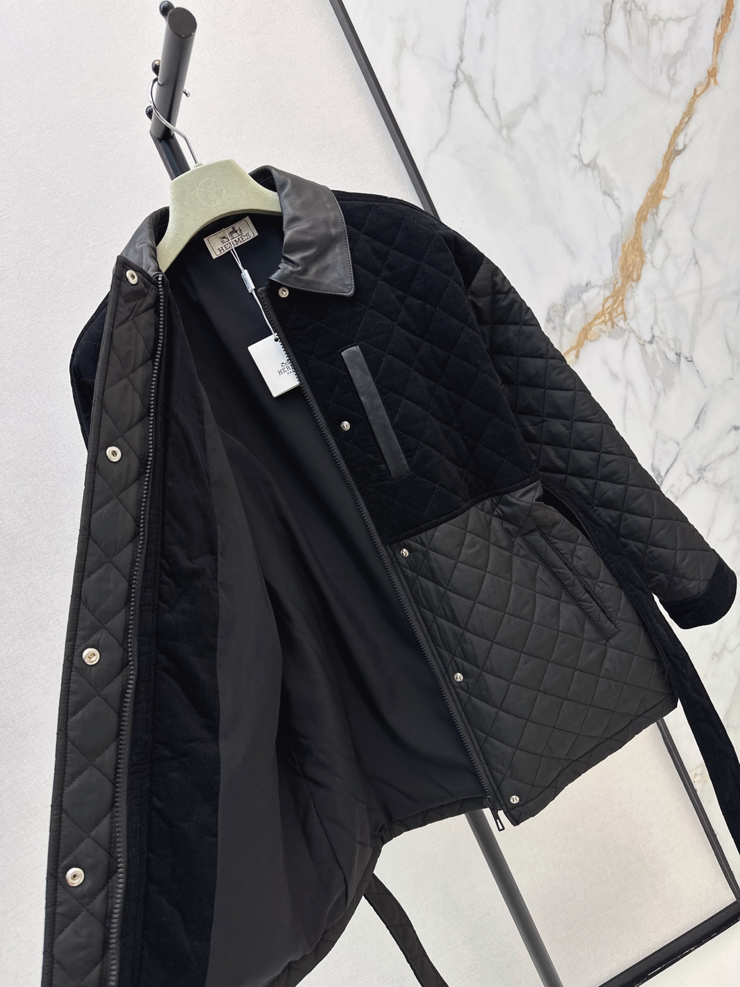 Her 26fw belted padded jacket