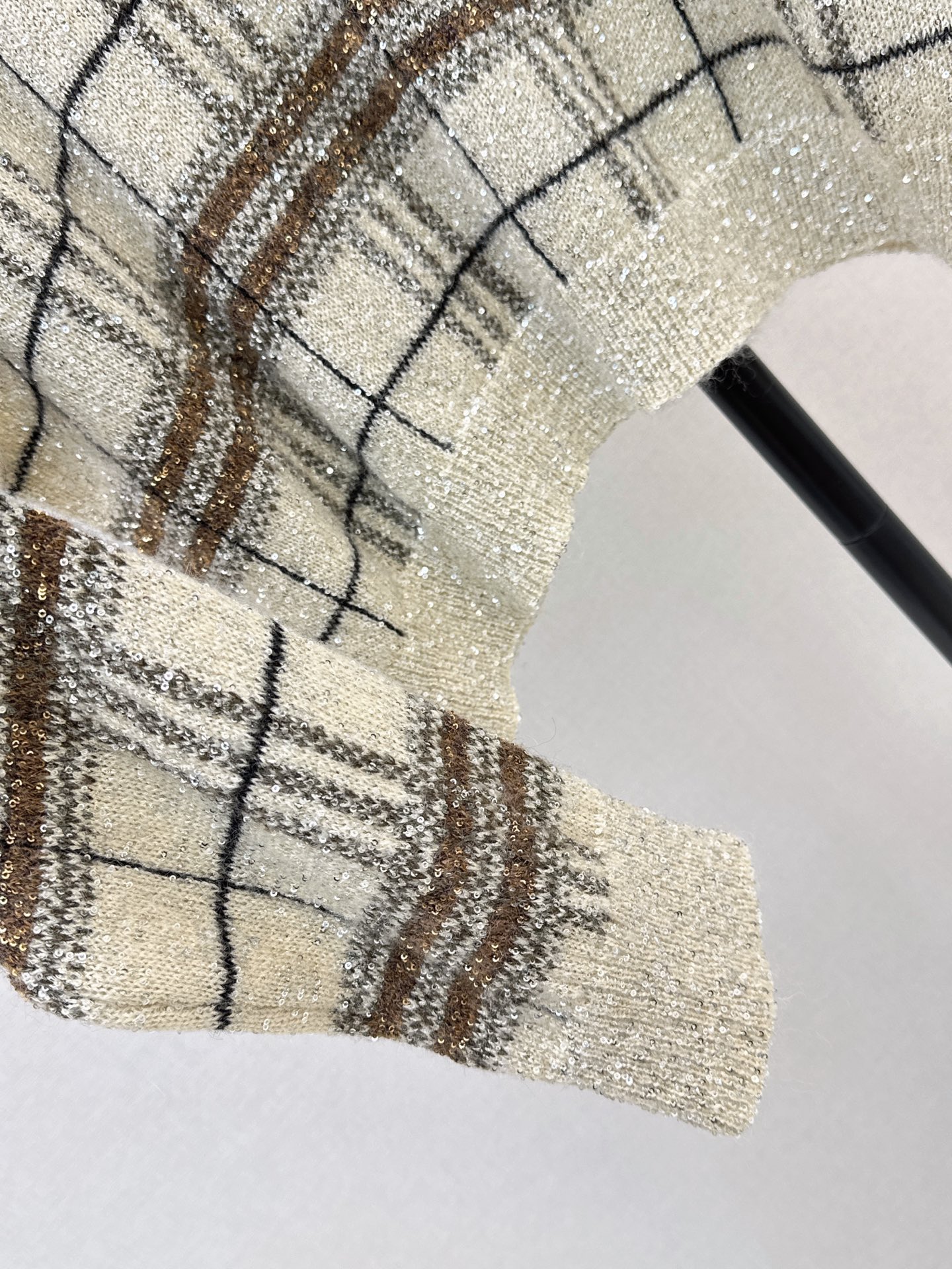 Brun 26fw plaid knit sweater