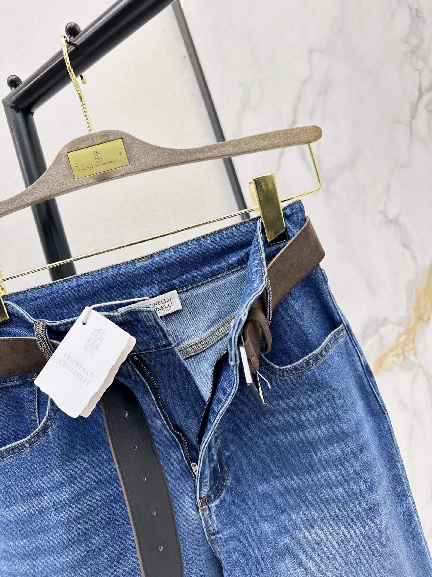 Brun 26fw belted flared jeans