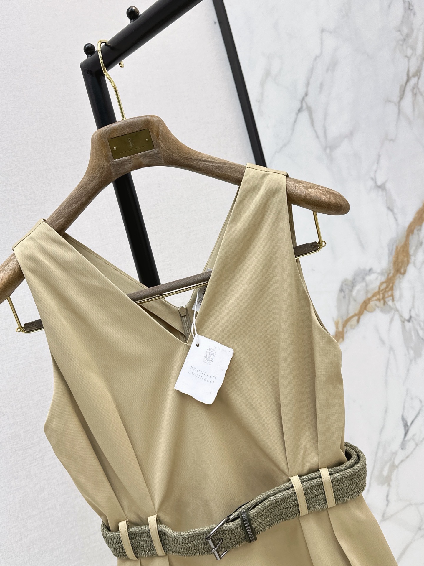 Brun 26ss sleeveless belted dress