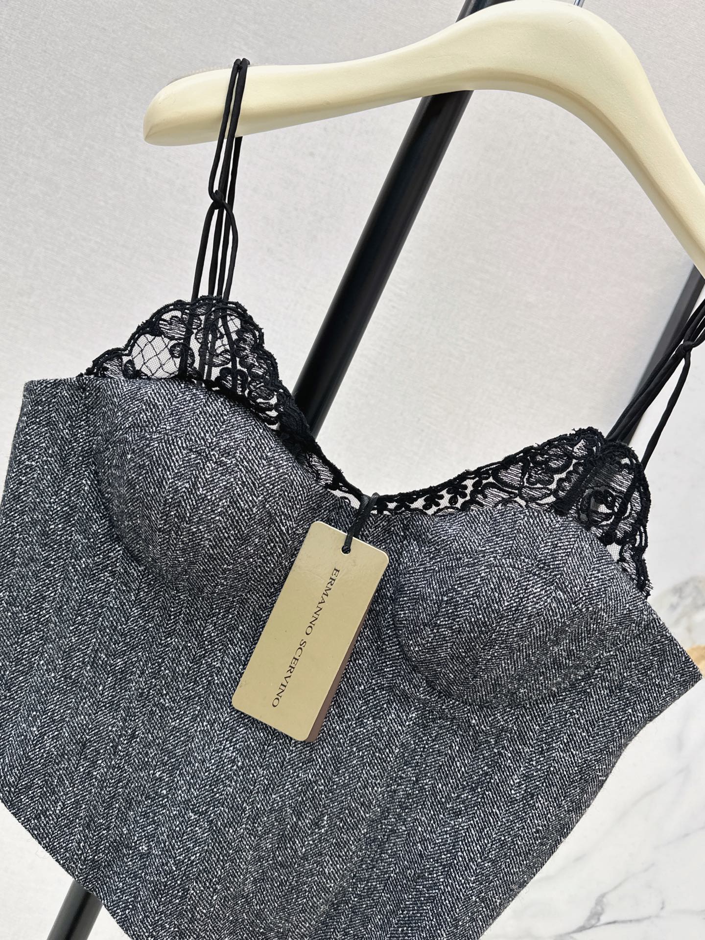 ES 26ss lace camisole