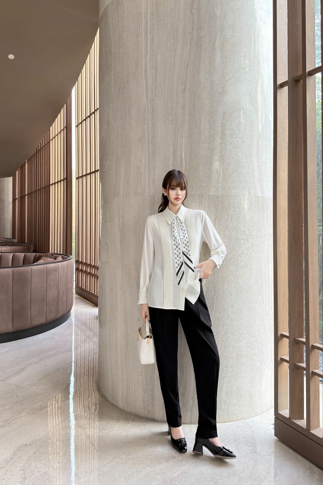 Loui 26fw suit pants