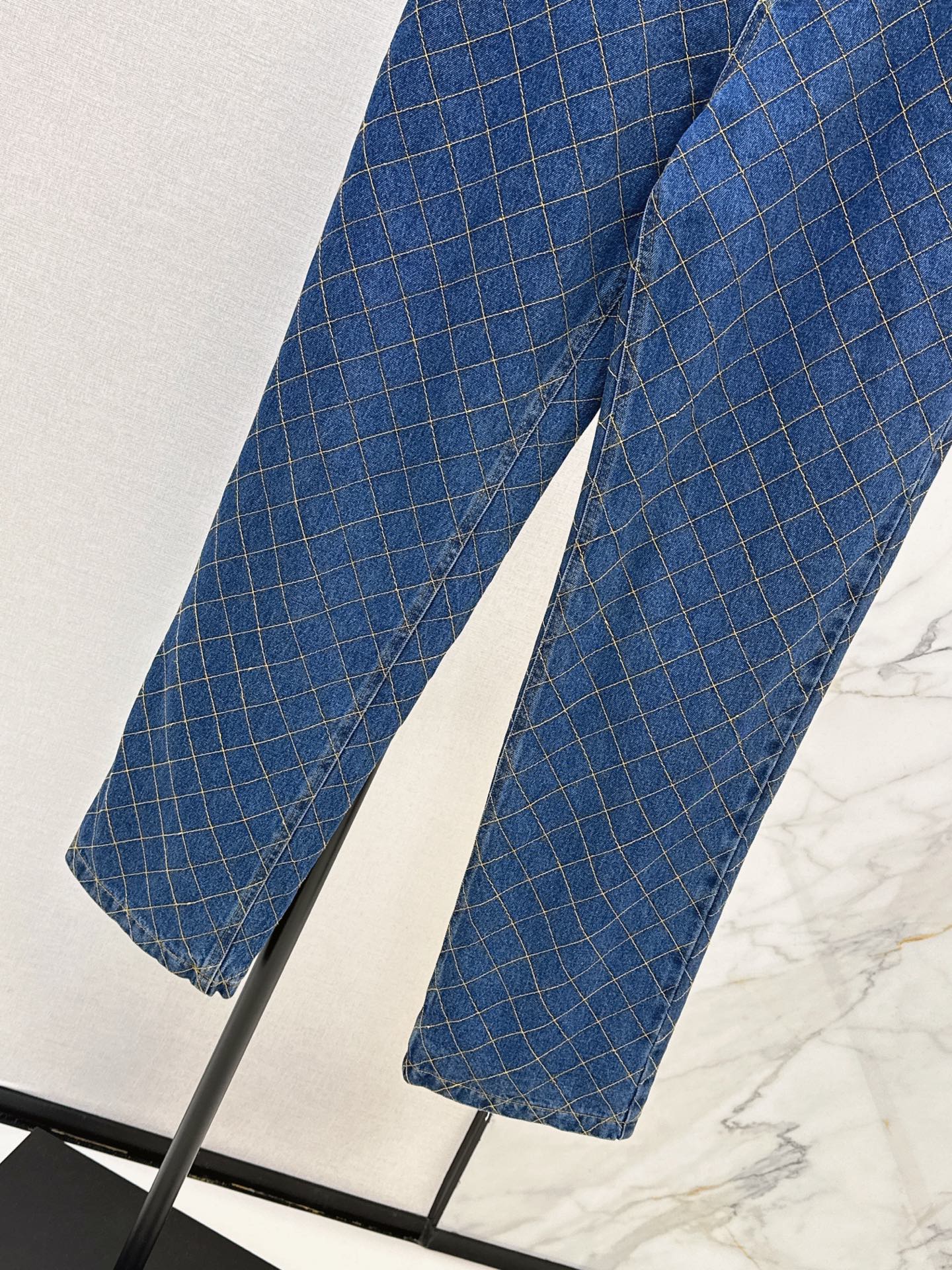 Loui 26fw straight-leg jeans