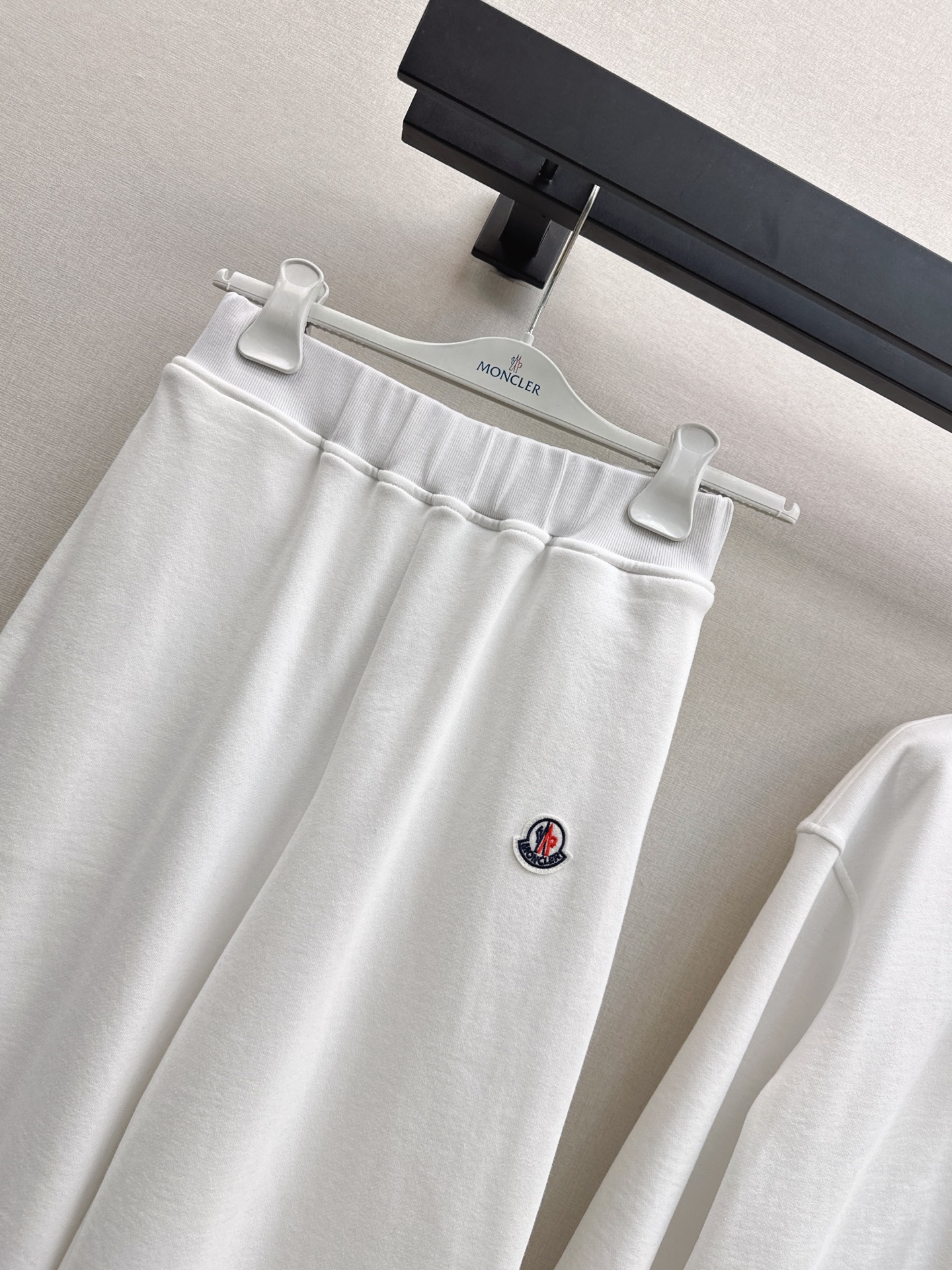 Monc 26fw casual sweatshirt pants sets