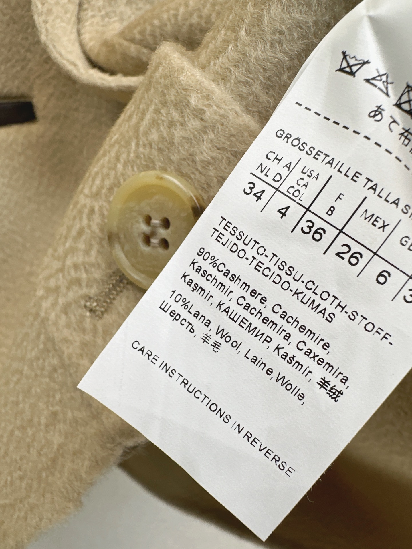 Max 26fw cape jacket