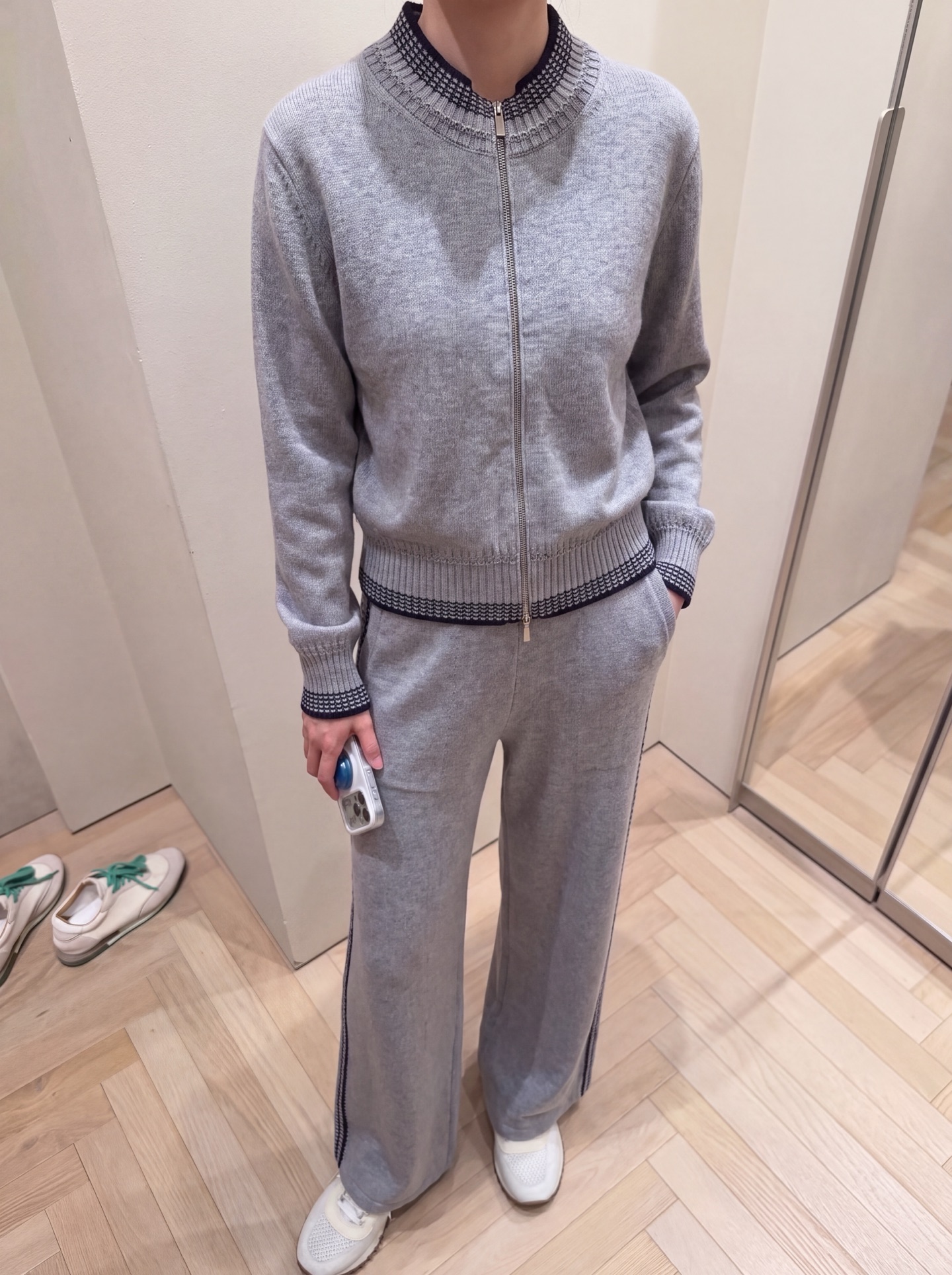 Brun 26fw cashmere cardigan pants set