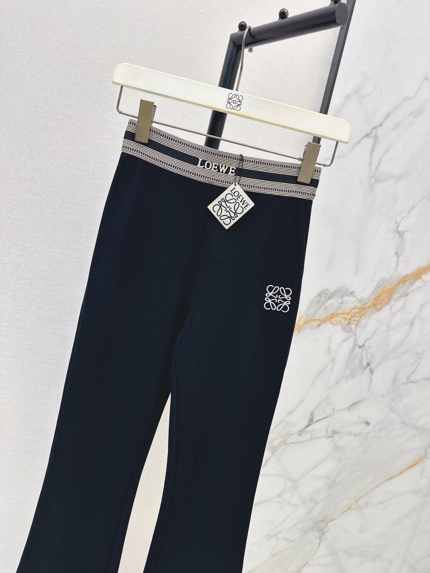 Loe 26fw contrast-stripe waistband flared Pants